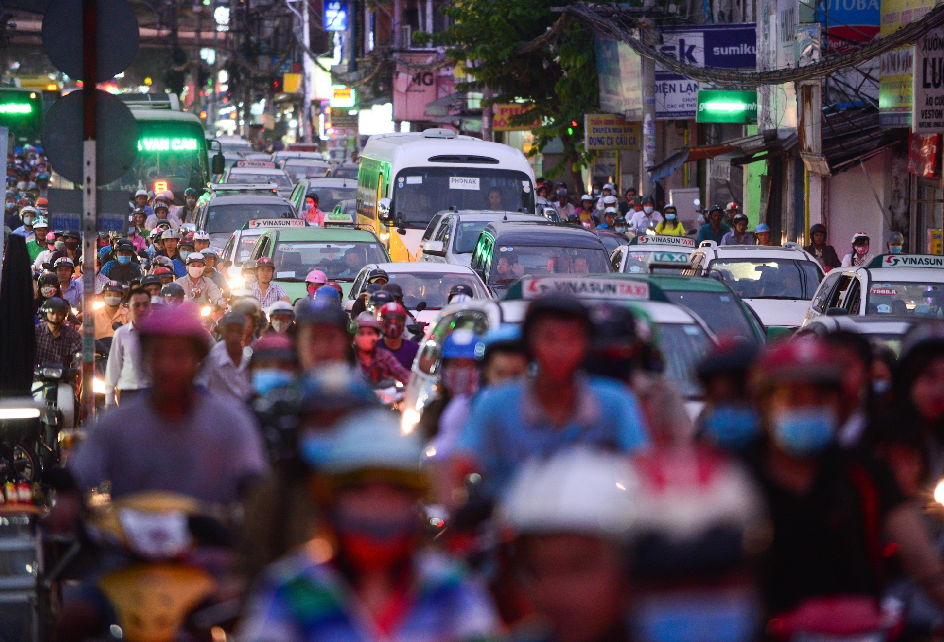 ket xe cuoi nam anh 5