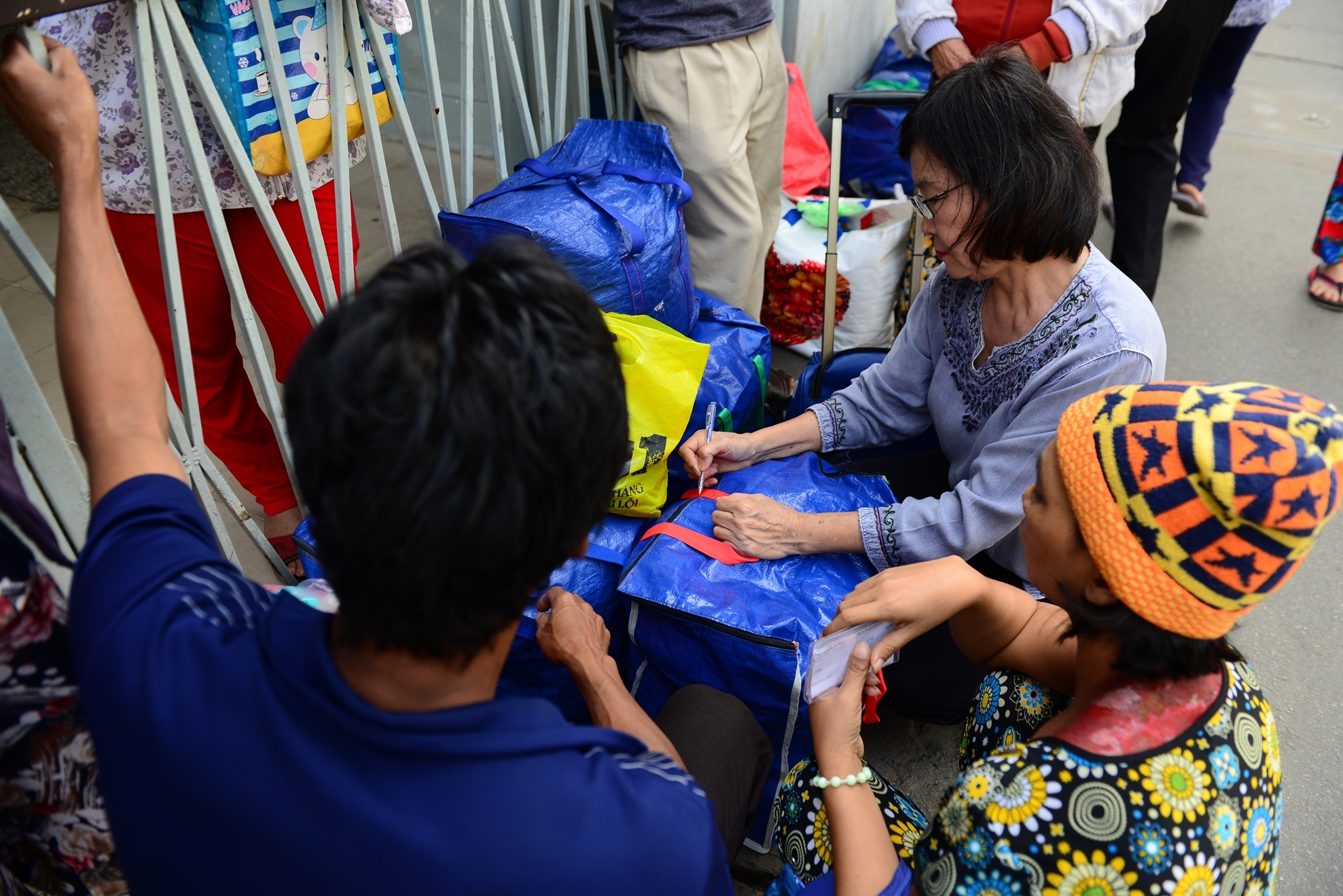 Benh nhan ve que an tet anh 4