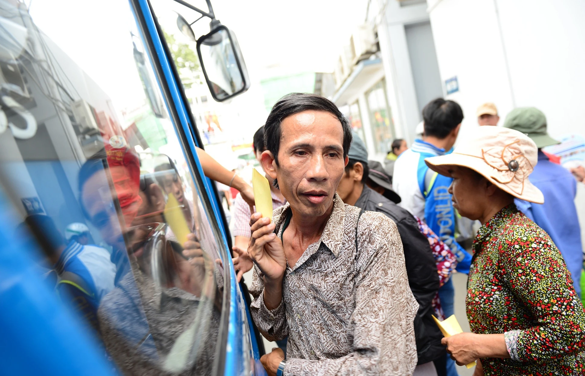 Benh nhan ve que an tet anh 11