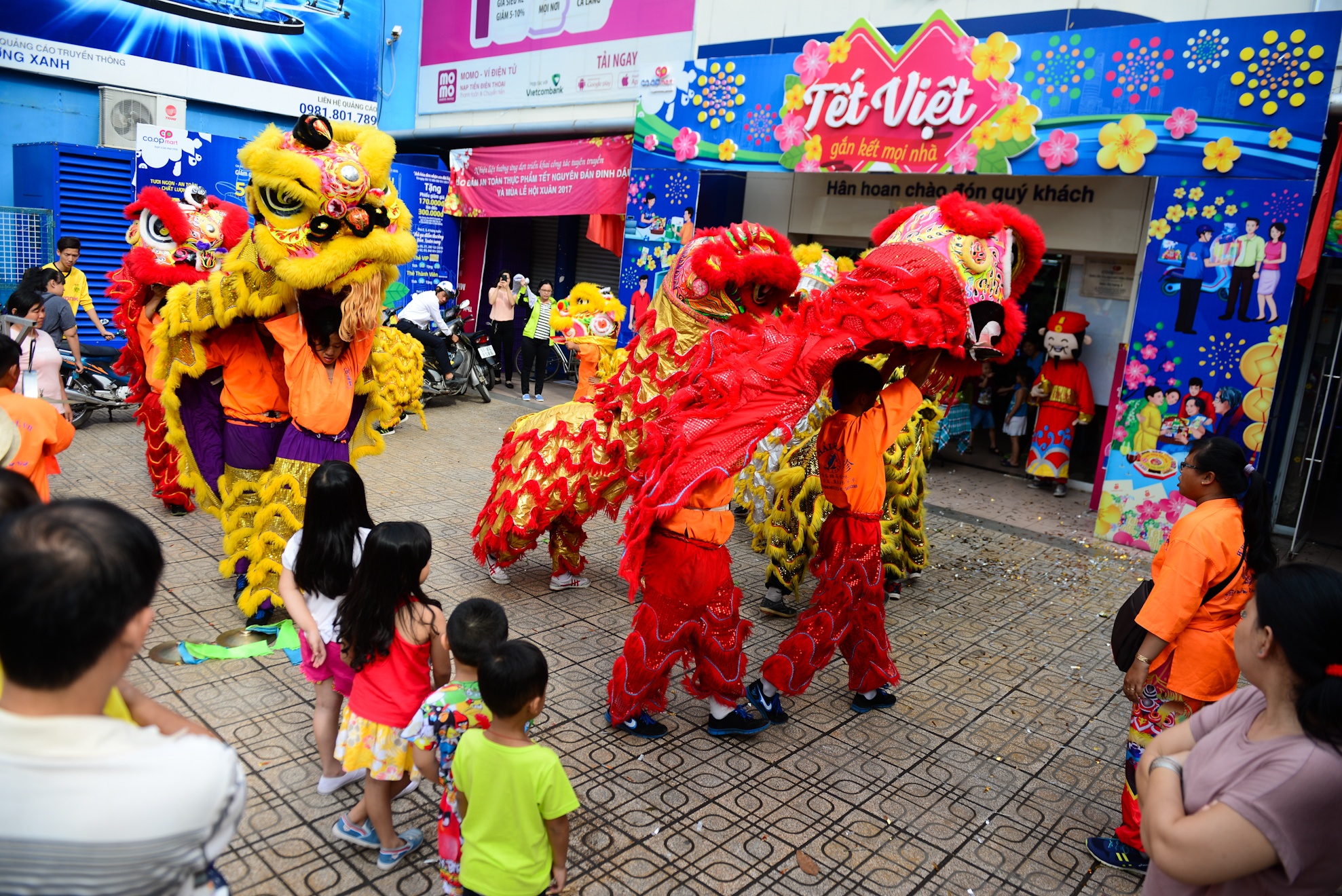 khai truong mung 6 tet anh 1