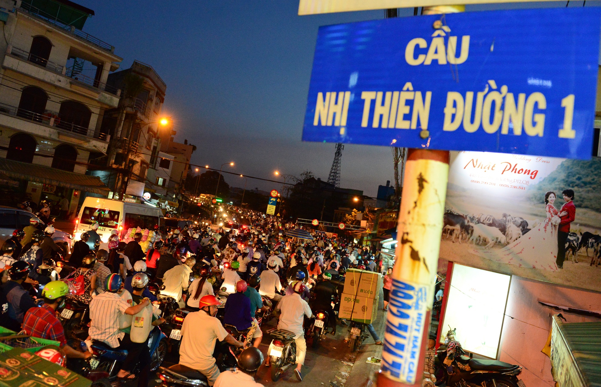 ket xe cau nhi thien duong anh 1