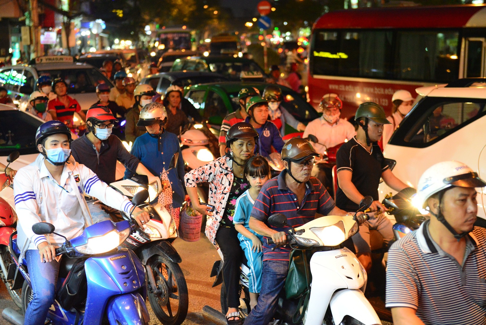 ket xe cau nhi thien duong anh 3