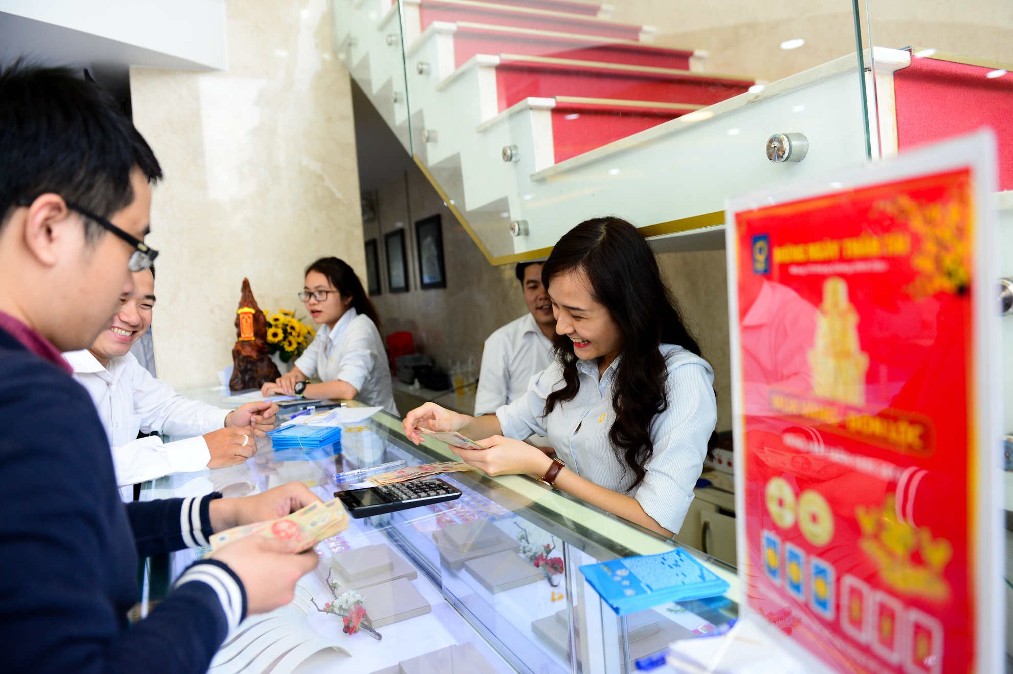 Nguoi Sai Gon do xo mua vang via Than tai anh 9