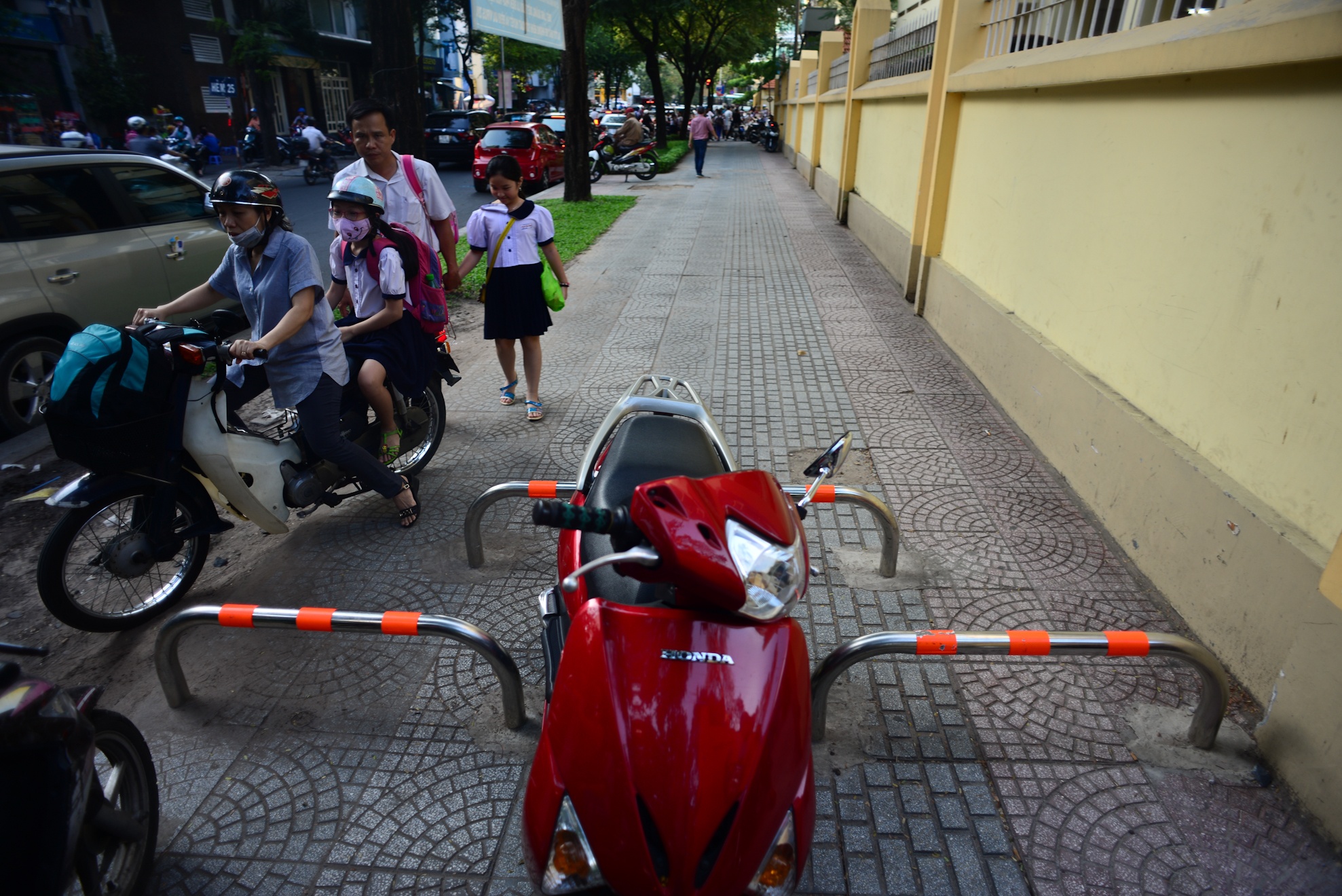 Barie via he sai gon bi vo hieu hoa anh 9