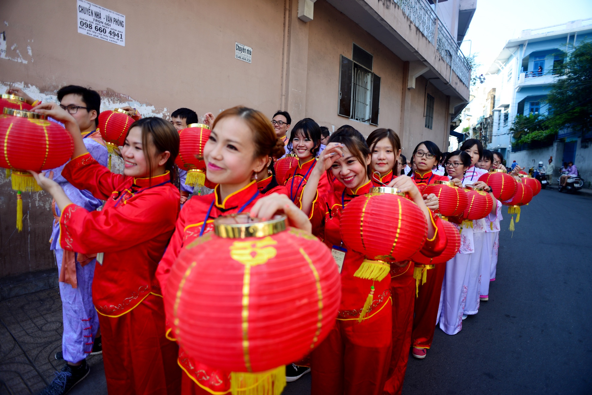 Gai xinh trong le Nguyen Tieu anh 1