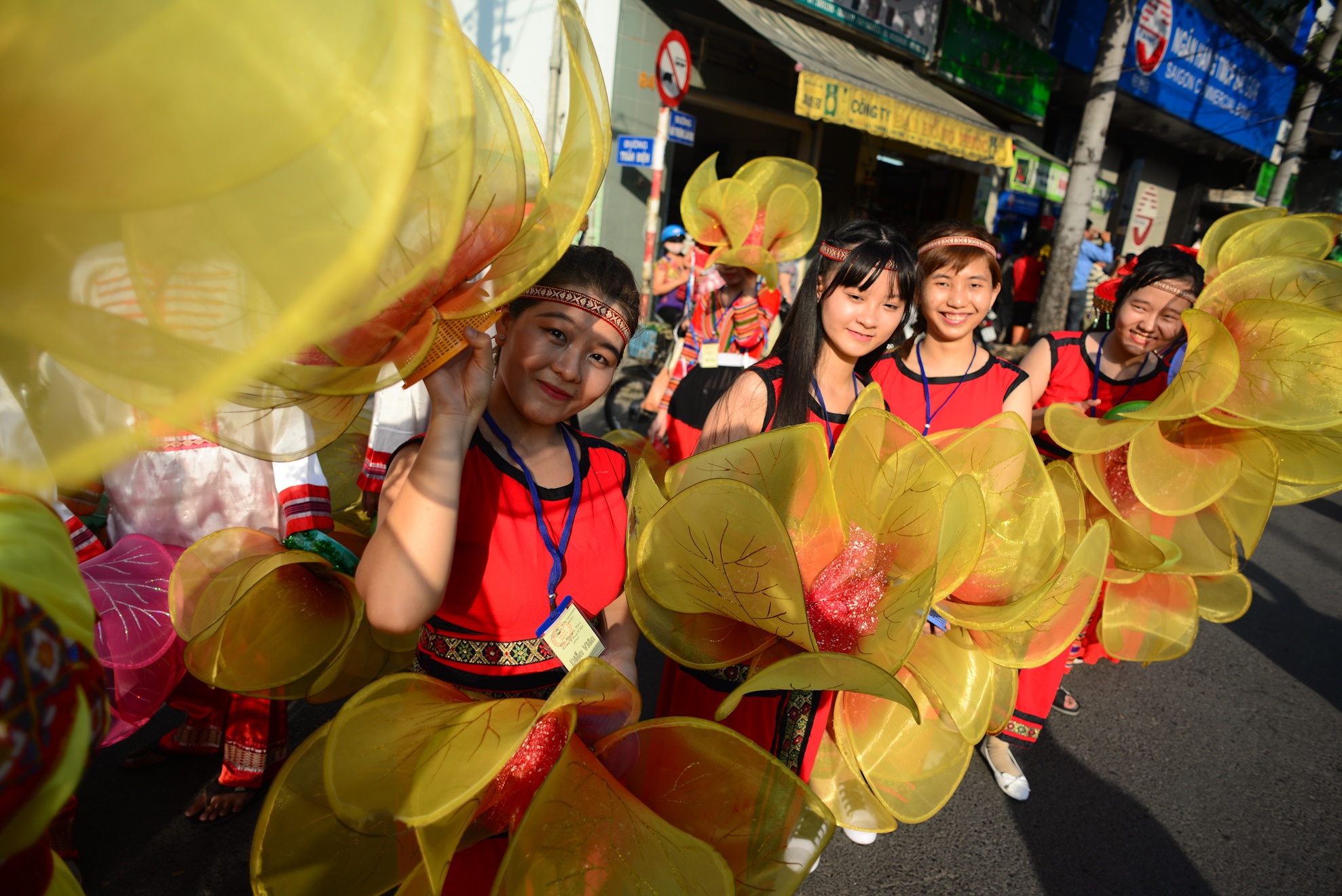 Gai xinh trong le Nguyen Tieu anh 10