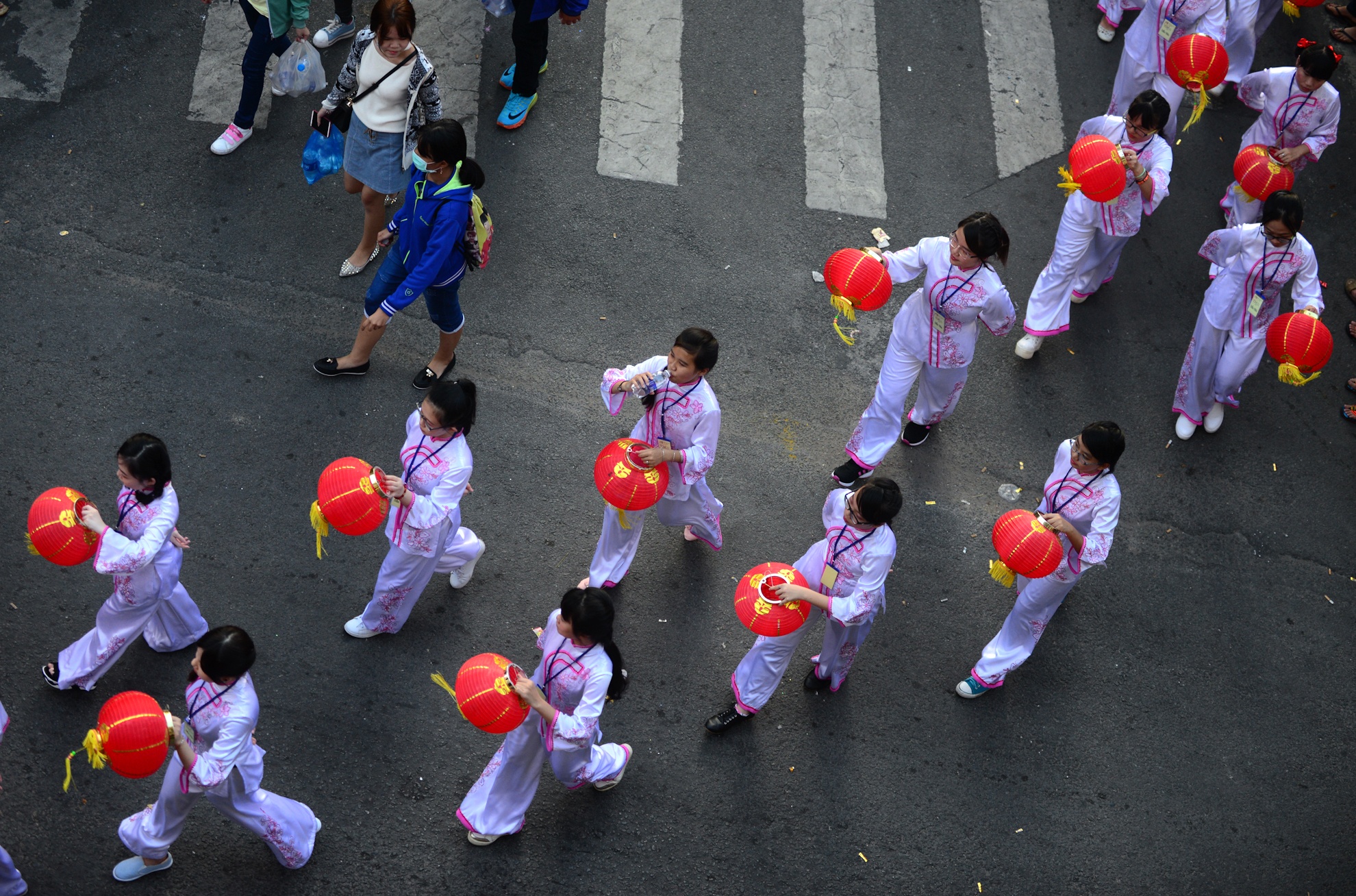 Gai xinh trong le Nguyen Tieu anh 13