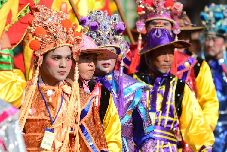 Ron rang Tet Nguyen tieu cua nguoi Hoa o Cho Lon hinh anh