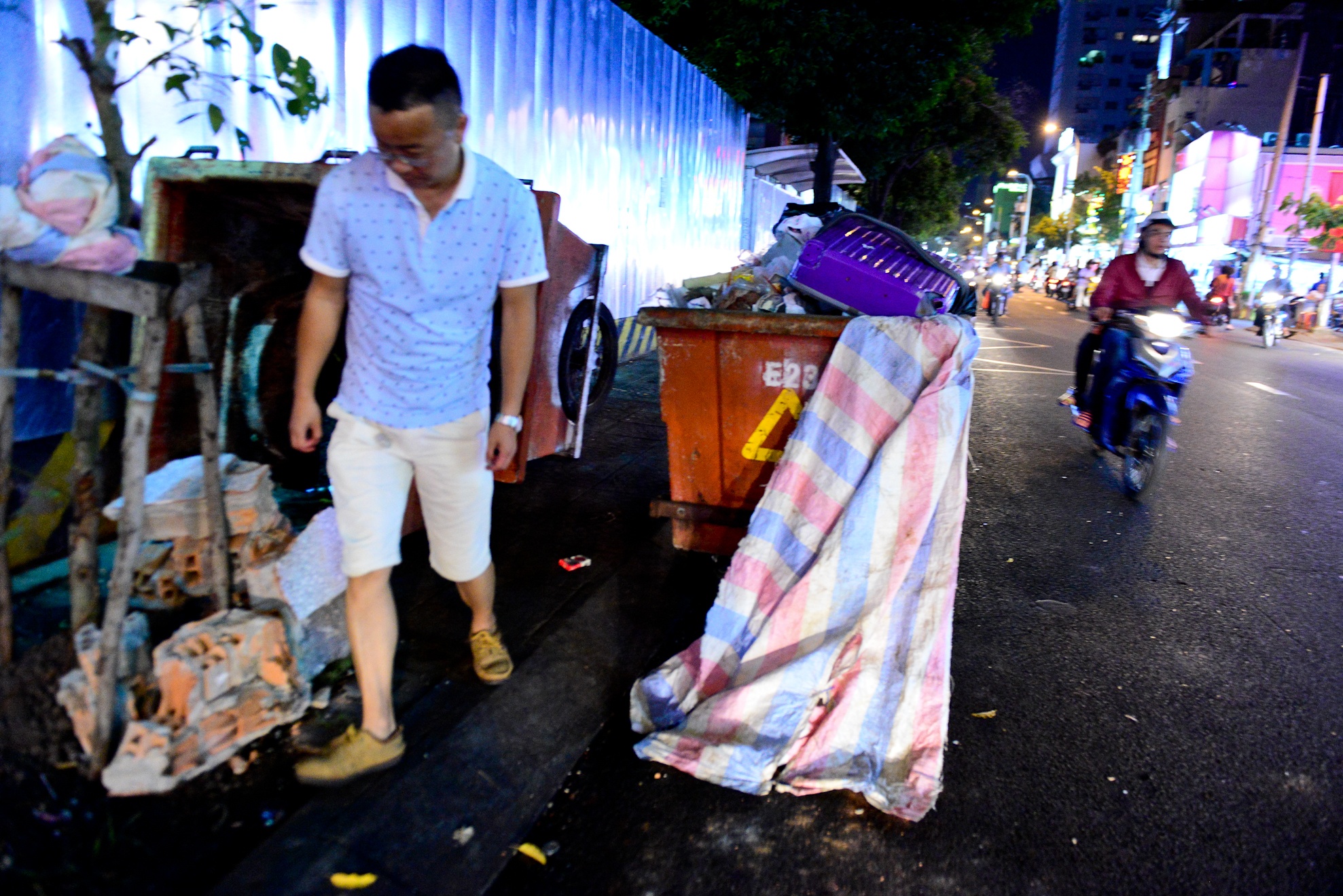 Lan chiem via he o quan 1 anh 3