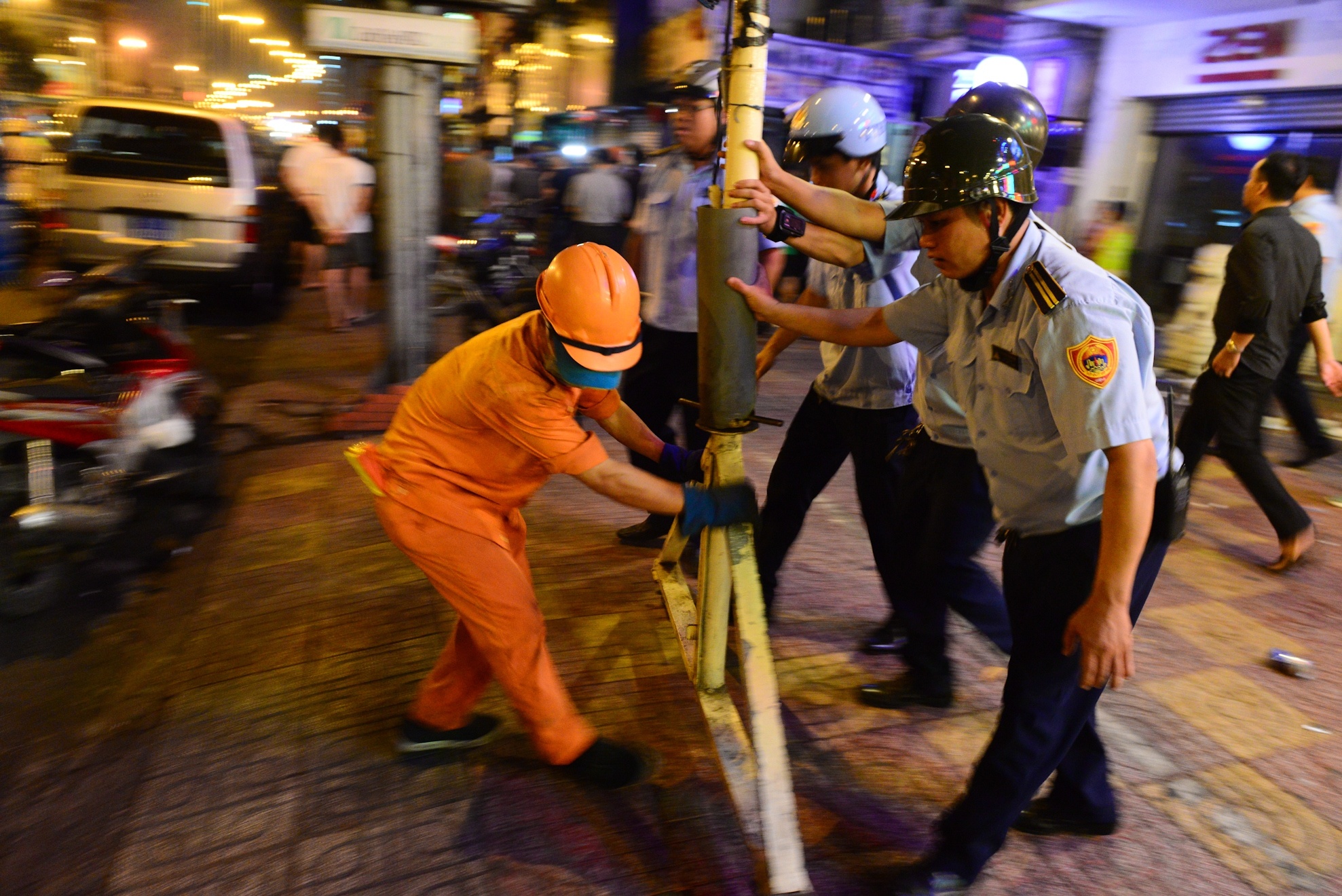 Chien dich doi via he cho nguoi di bo anh 5