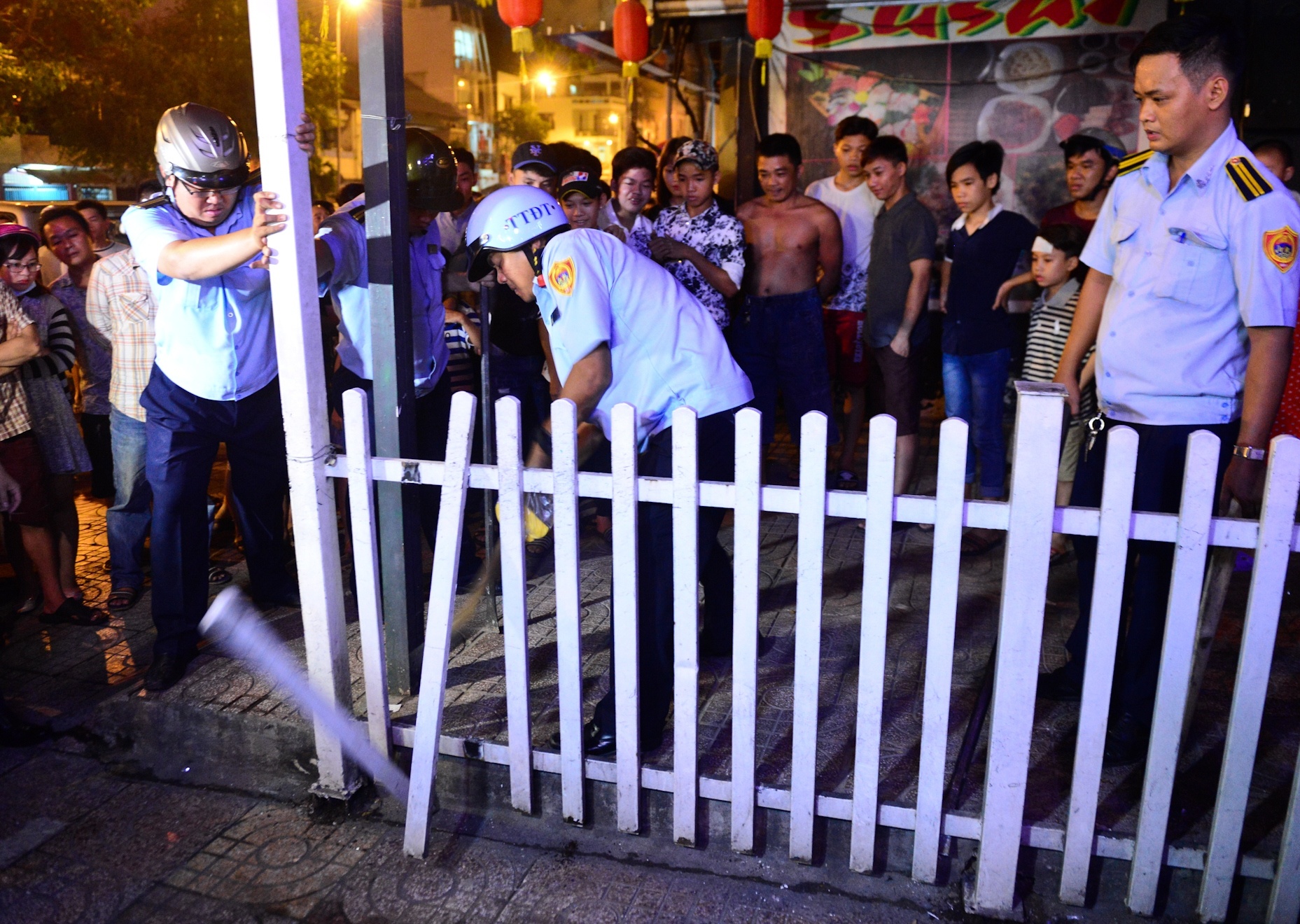 Chien dich doi via he cho nguoi di bo anh 8