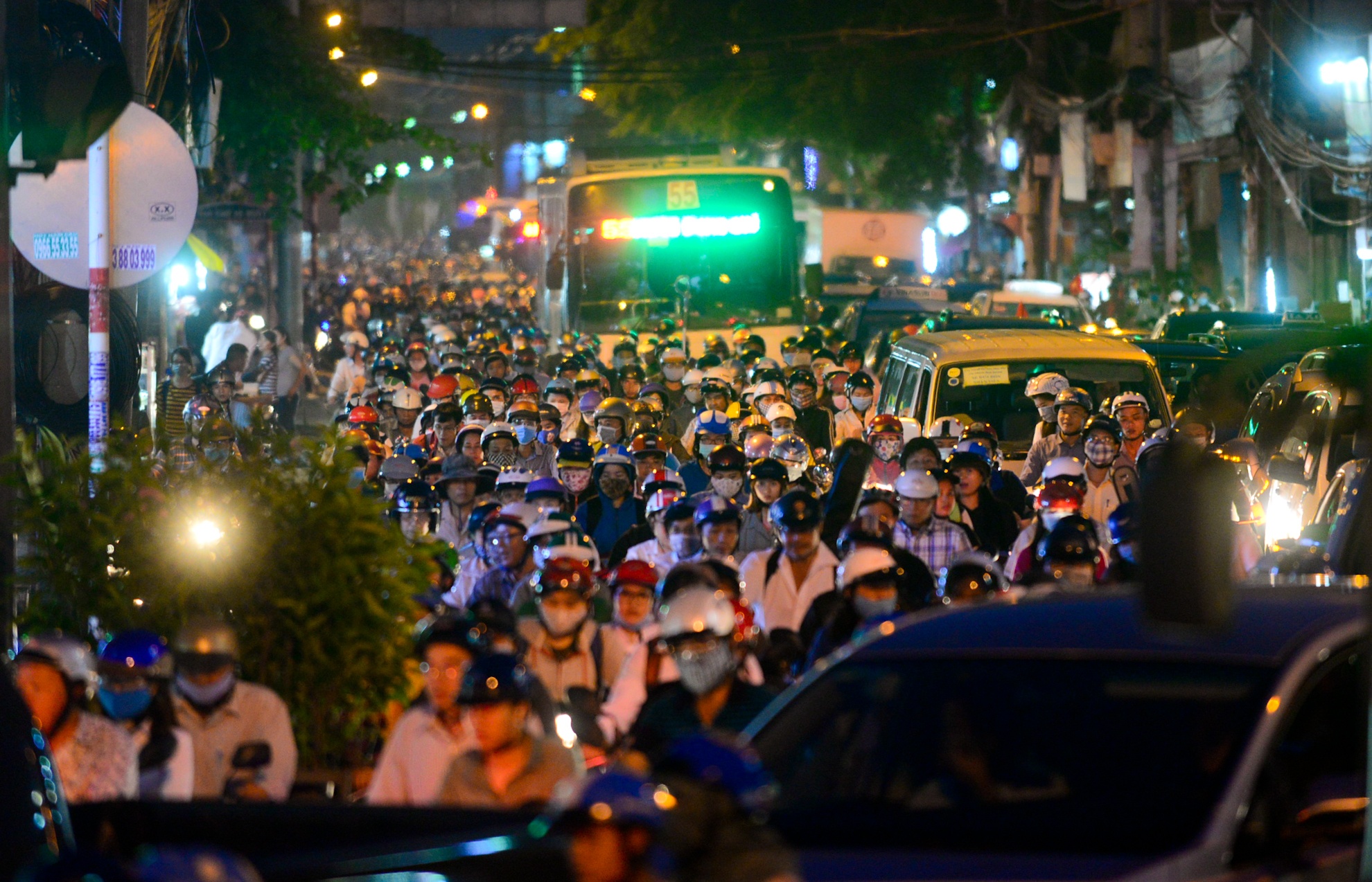 Kẹt xe ở Sài Gòn ảnh 11 Ket xe o Sai Gon anh 11