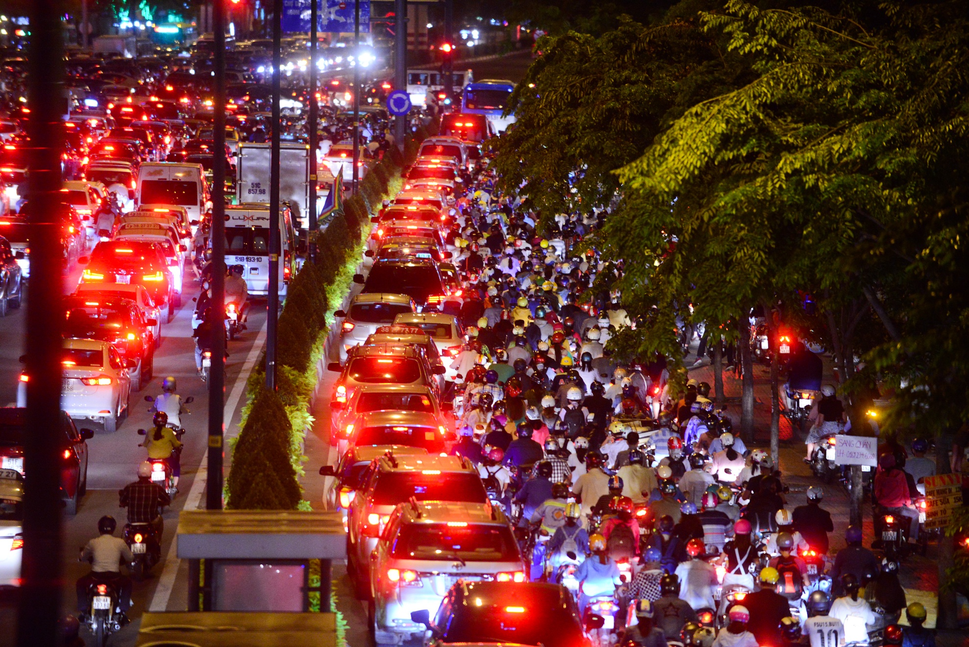 Kẹt xe ở Sài Gòn ảnh 12 Ket xe o Sai Gon anh 12