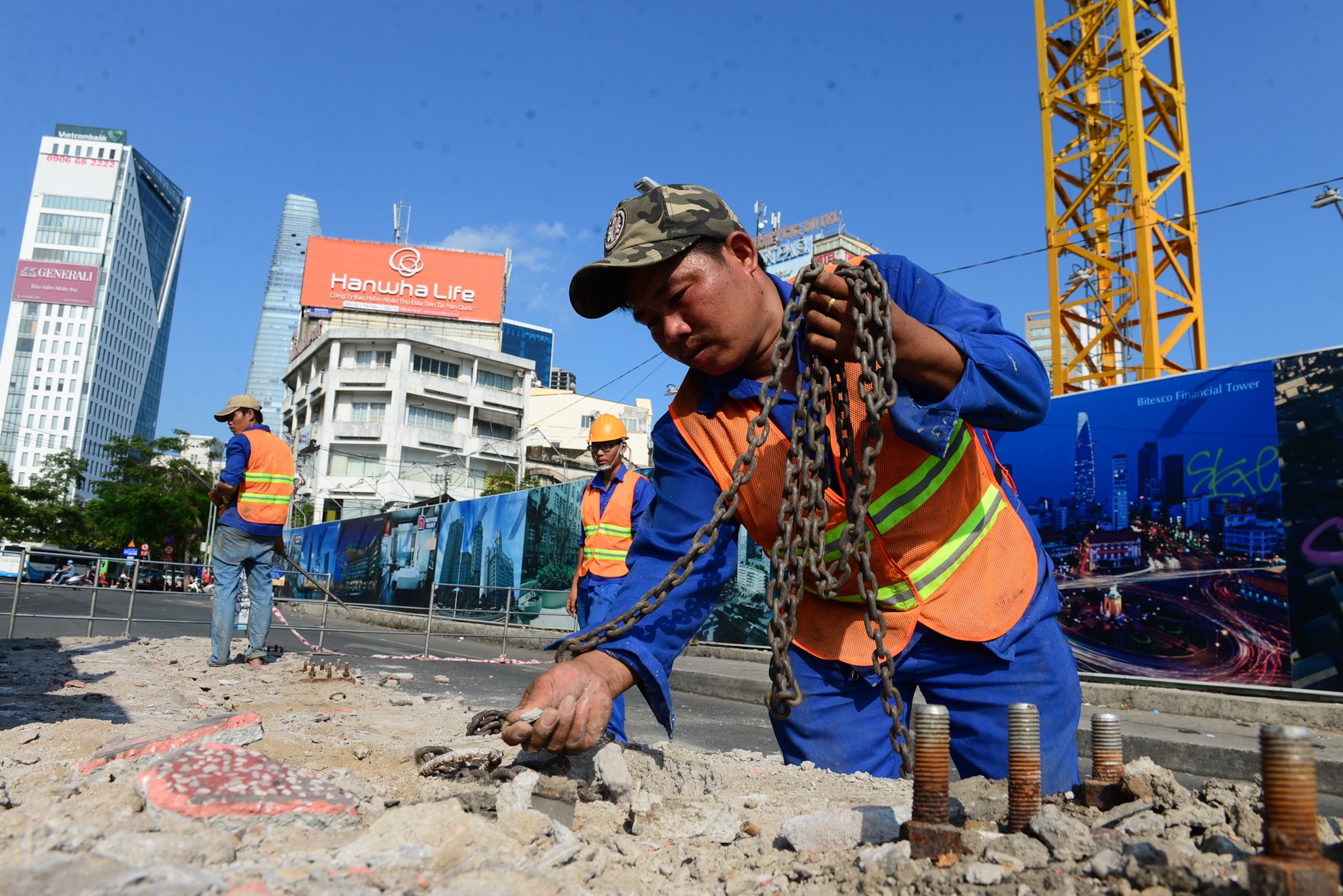 Pha do tram xe buyt Ben Thanh hinh anh