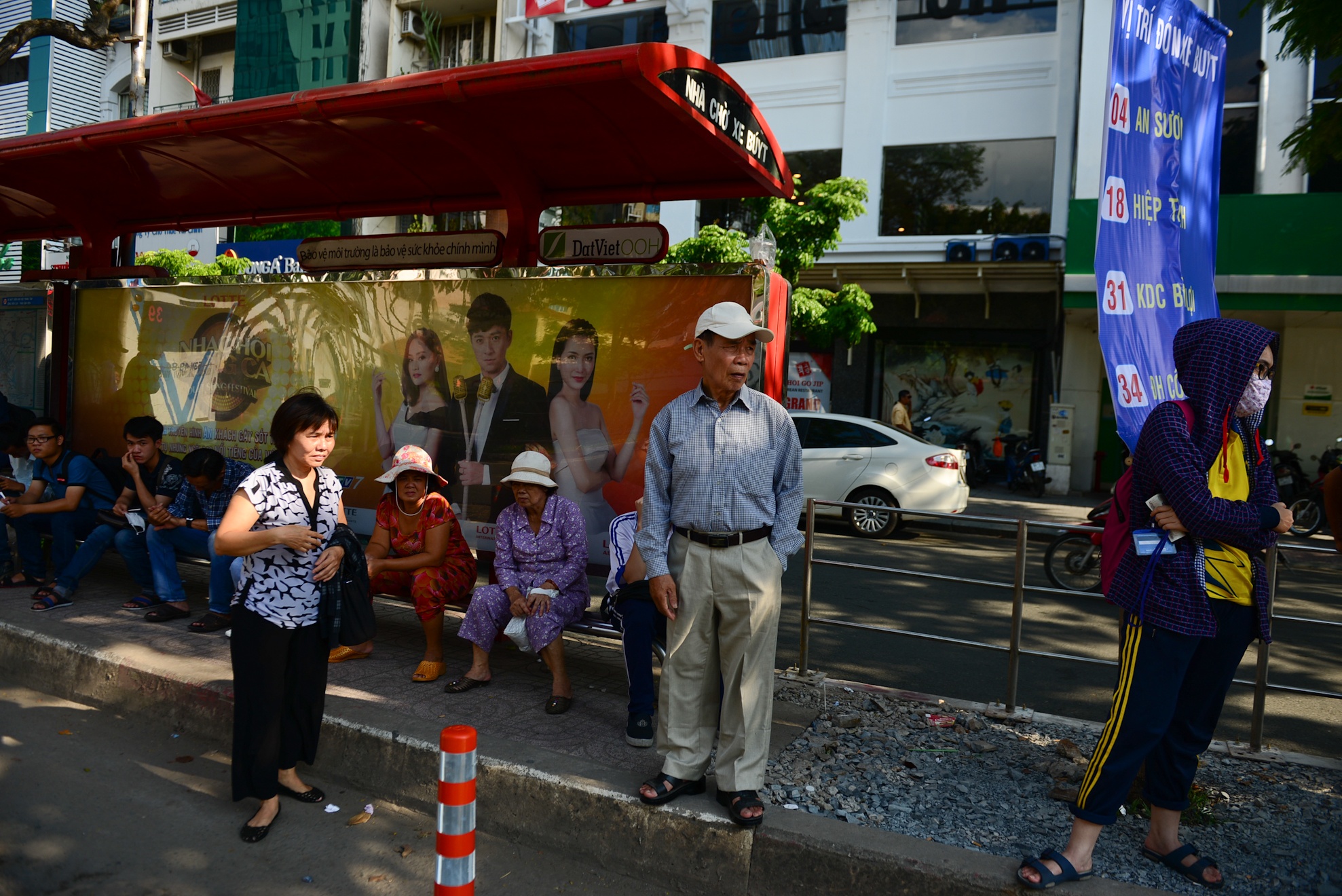 Tram xe buyt ben thanh anh 7