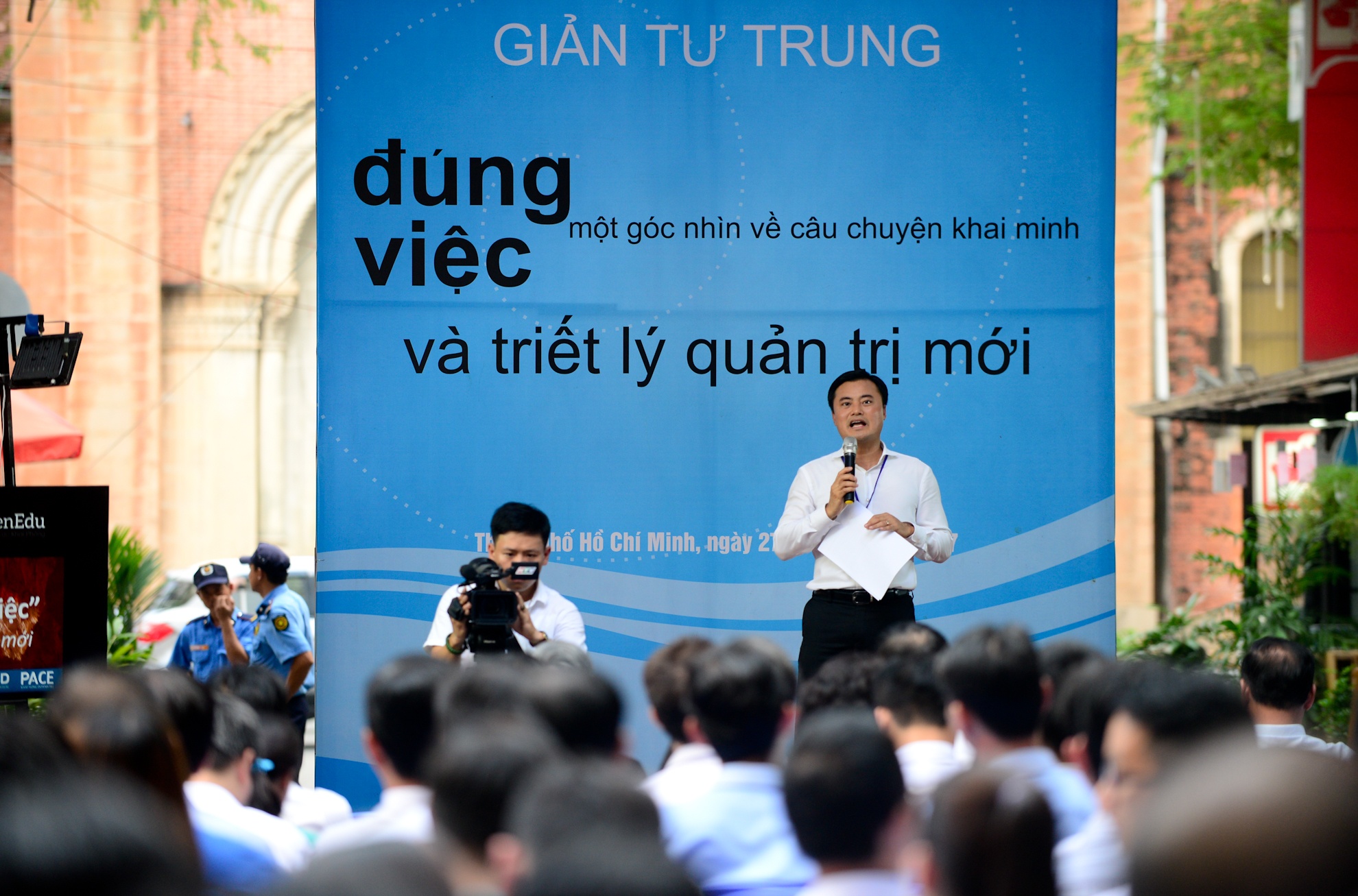 Sach Dung Viec anh 1