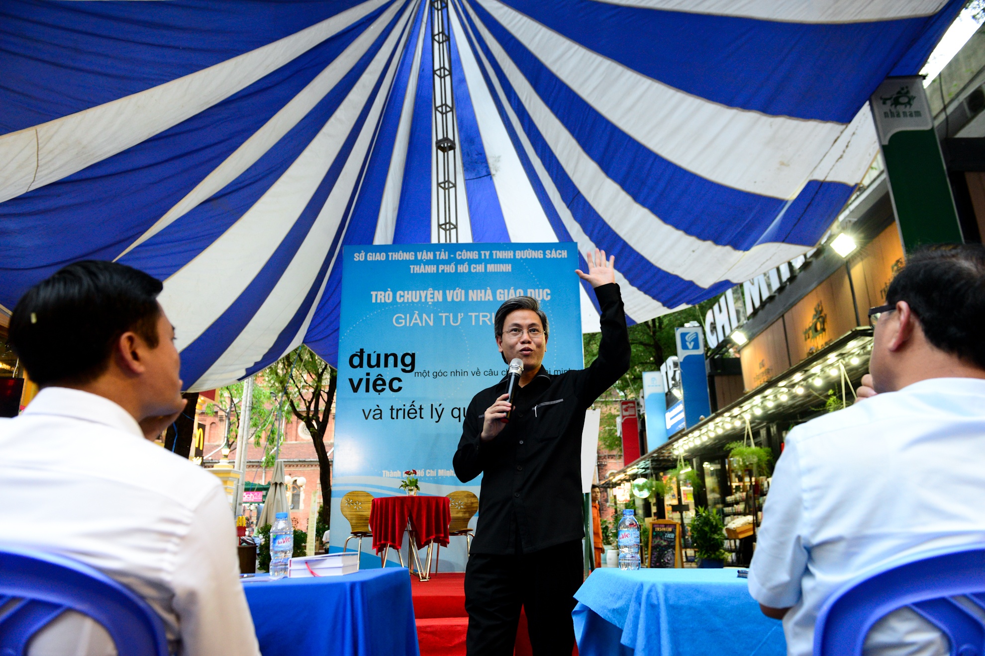 Sach Dung Viec anh 4