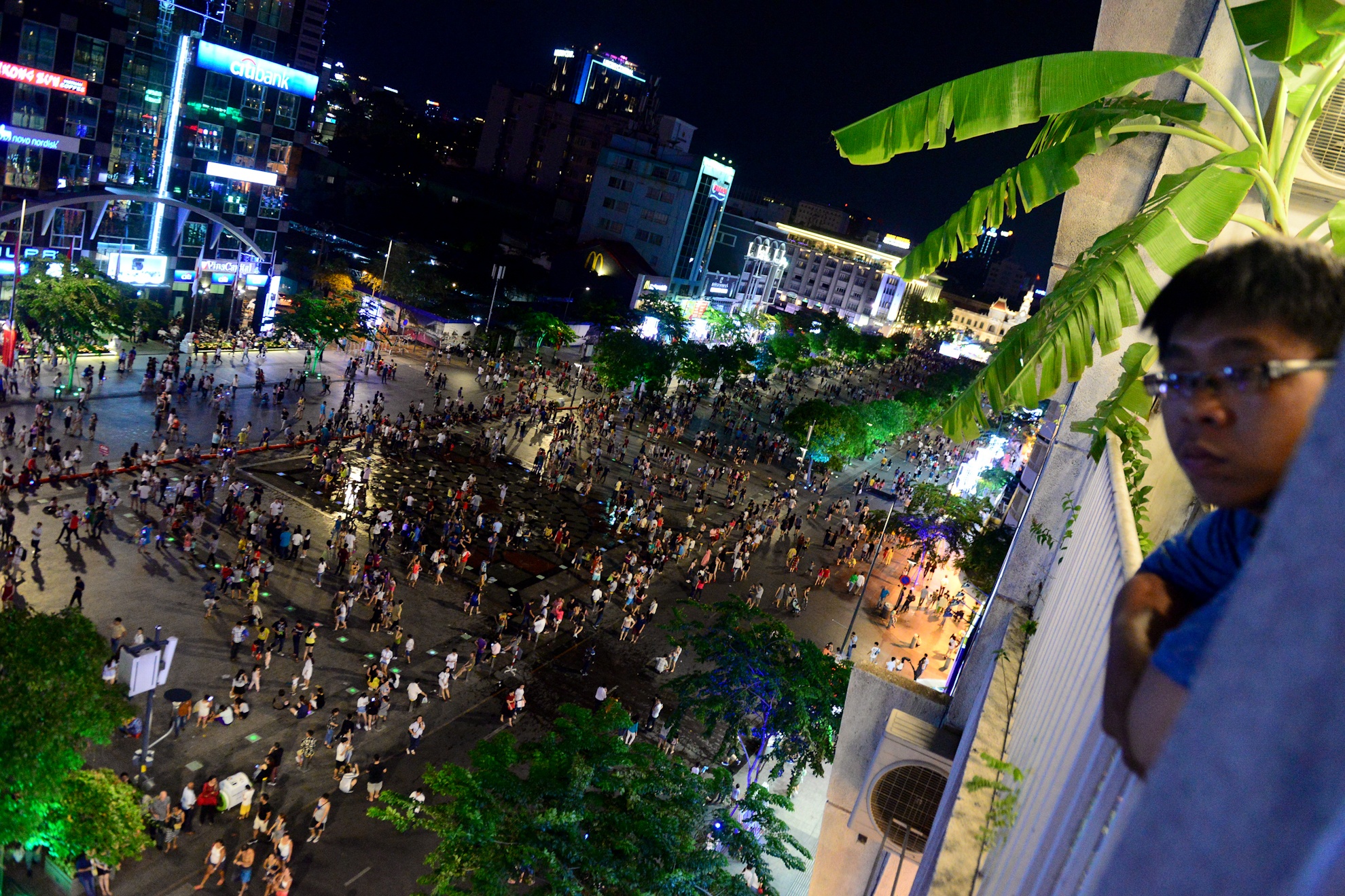 Nguoi Sai Gon choi le anh 1