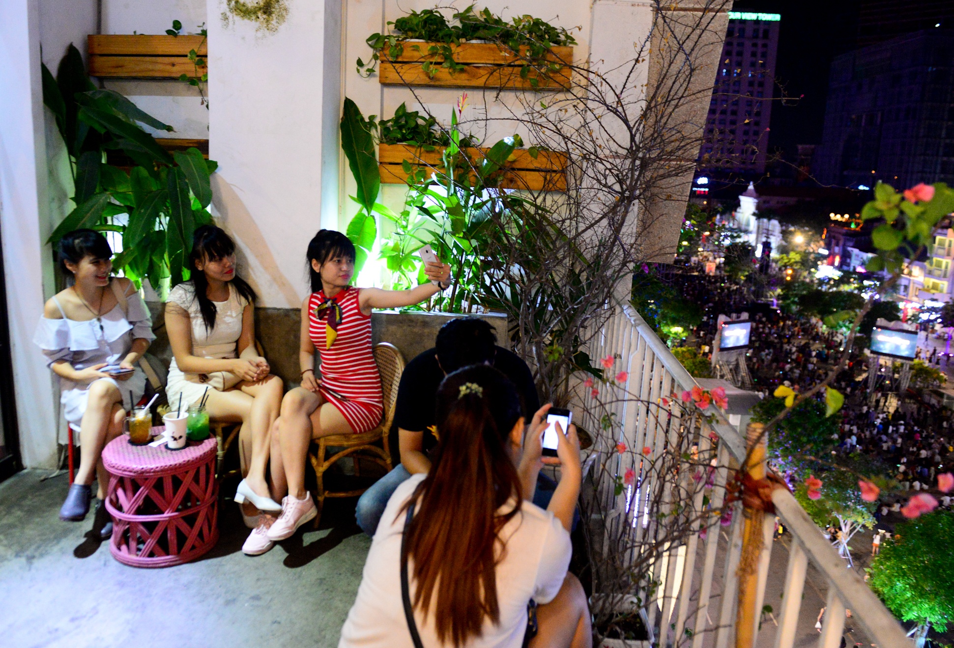 Nguoi Sai Gon choi le anh 9