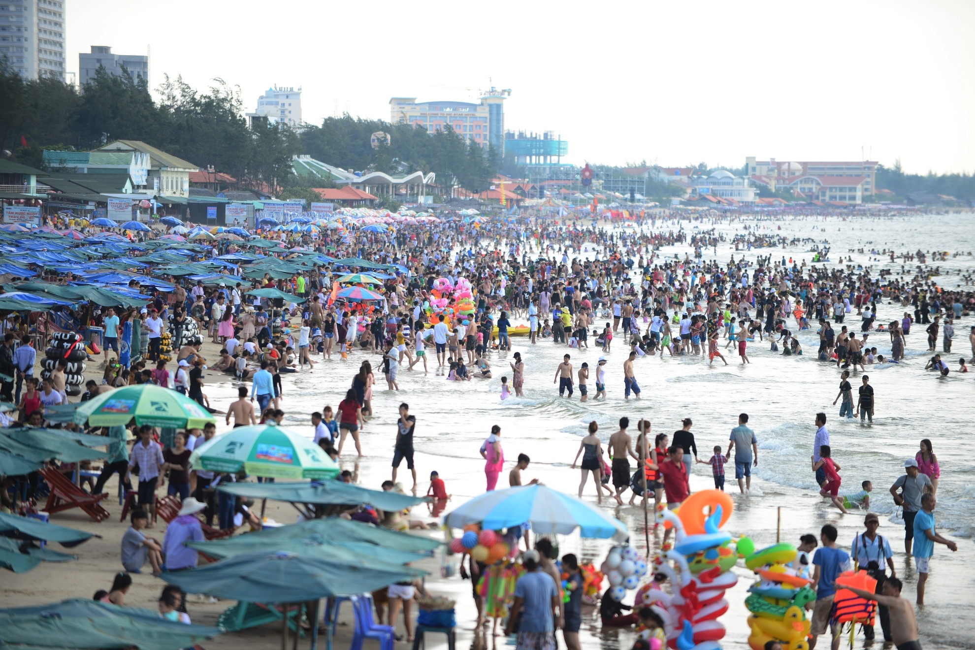 Tắm biển Vũng Tàu ảnh 1 Tam bien Vung Tau anh 1