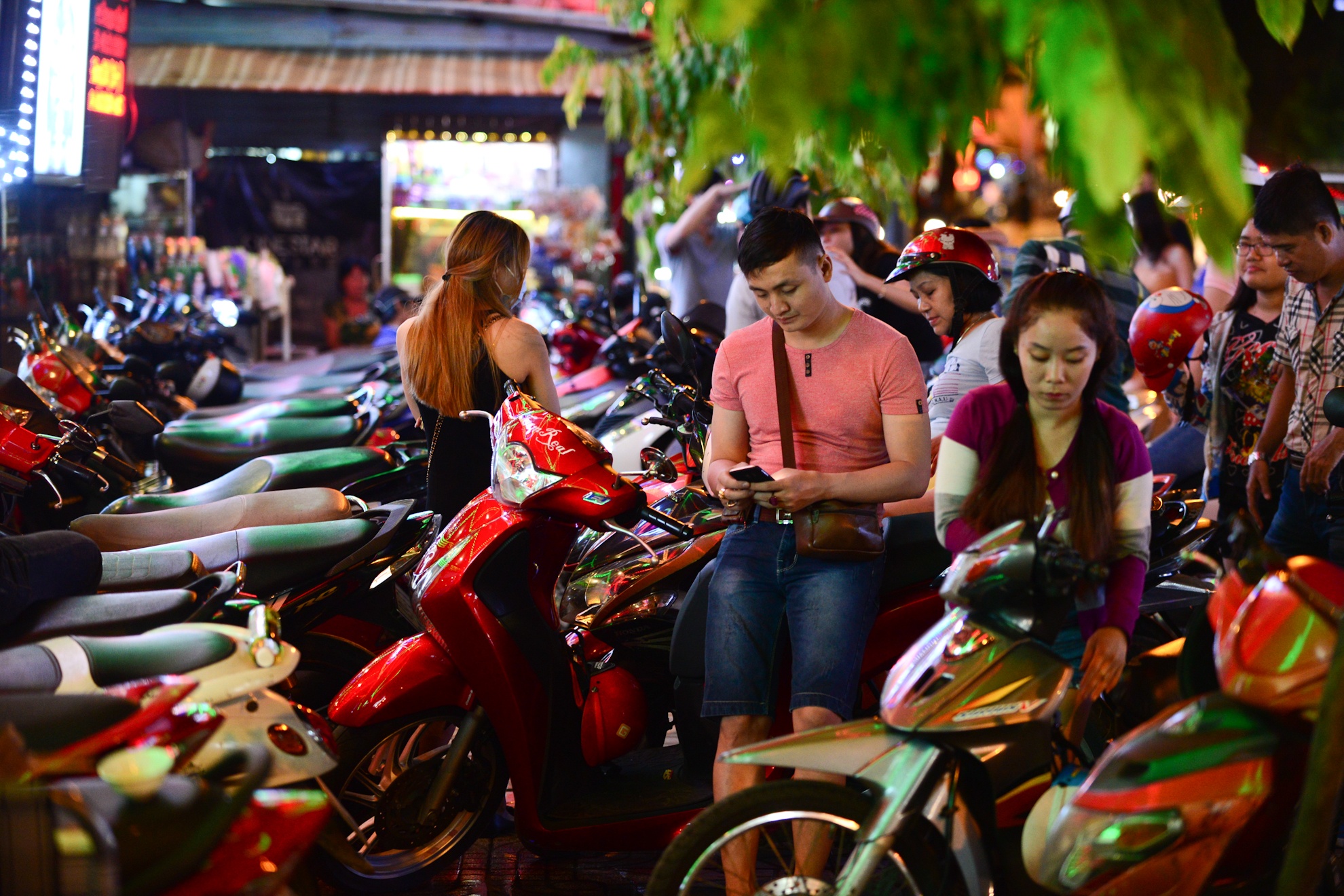 Via he quan 1 bat nhao sau 4 thang ra quan lap lai trat tu hinh anh