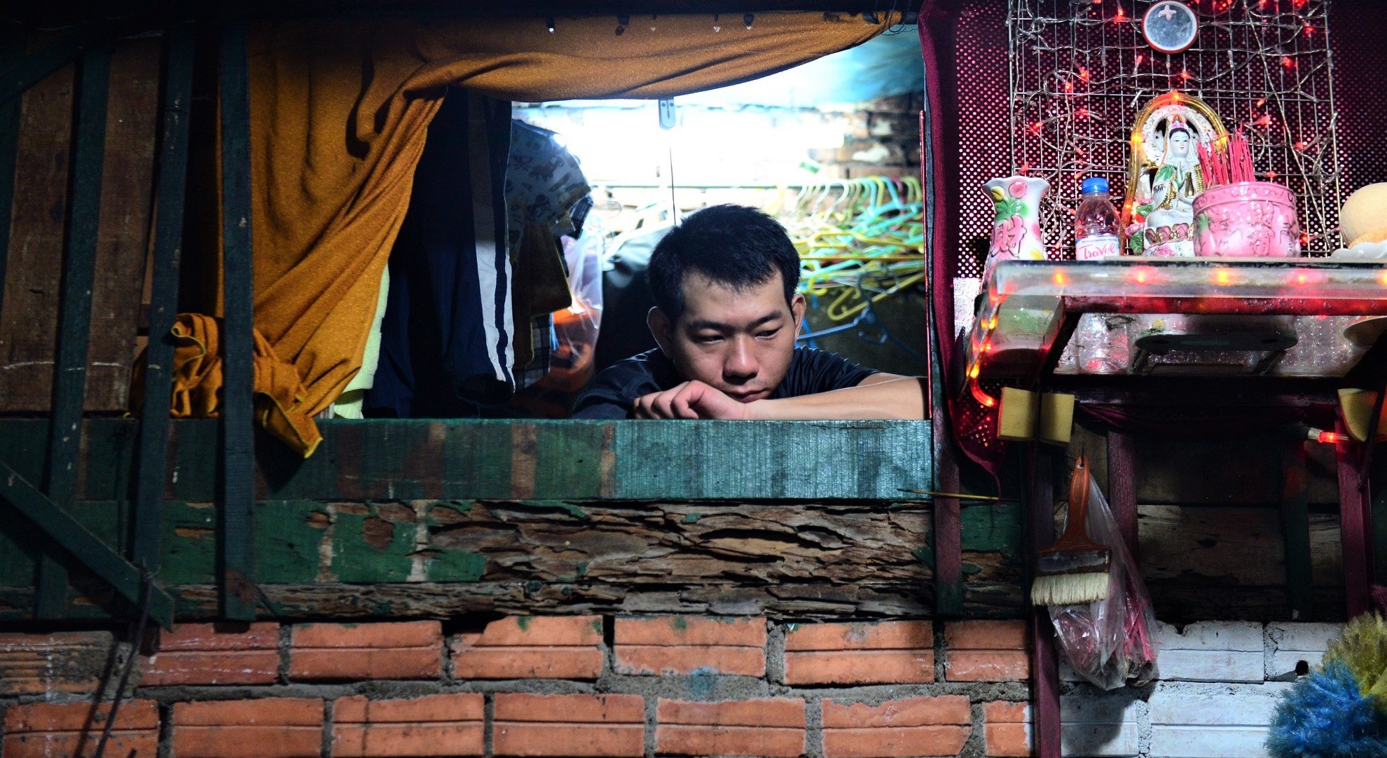 'Bi an' sau hem pho Tay giua Sai Gon hinh anh