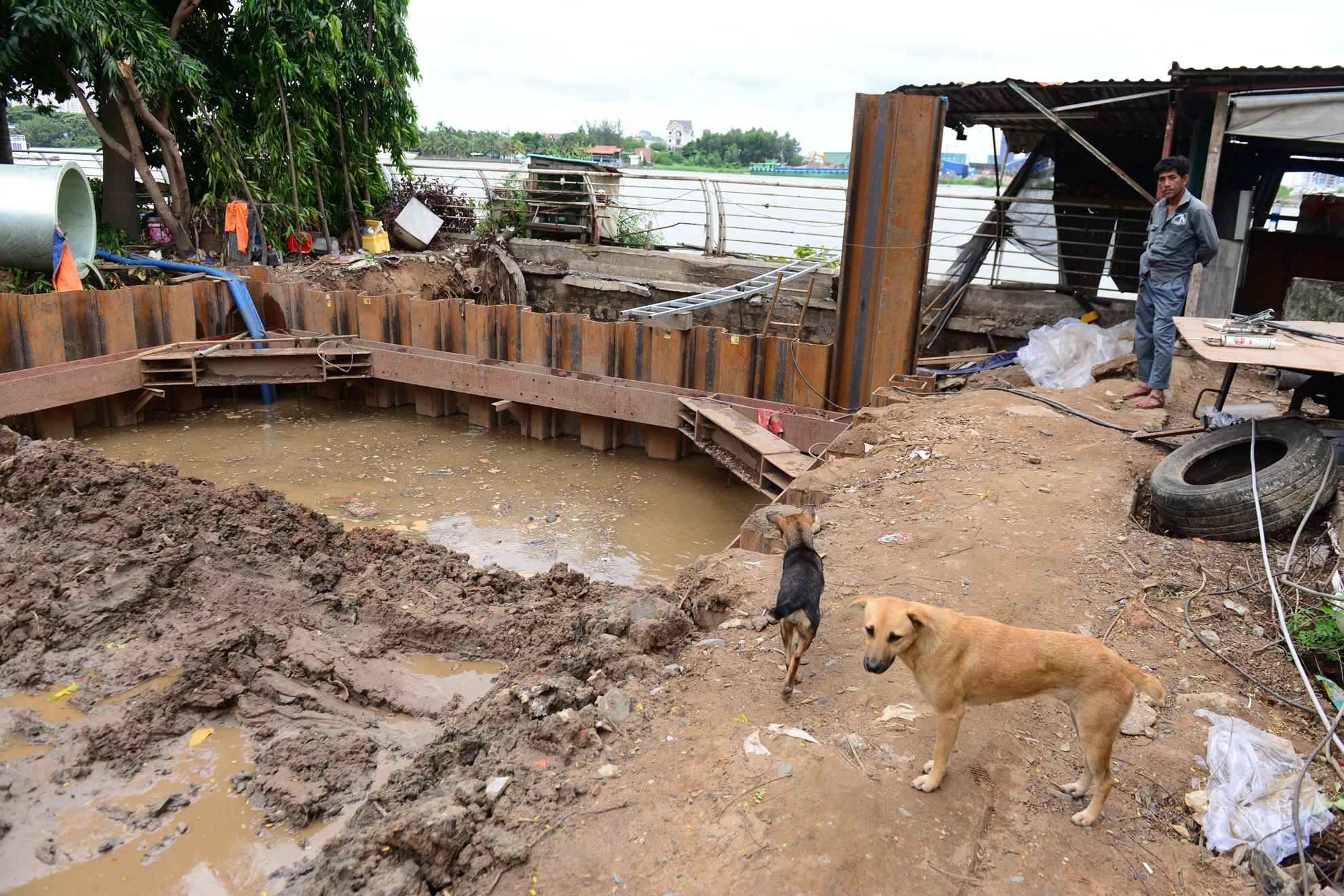 Tram bom Nguyen Huu Canh anh 10