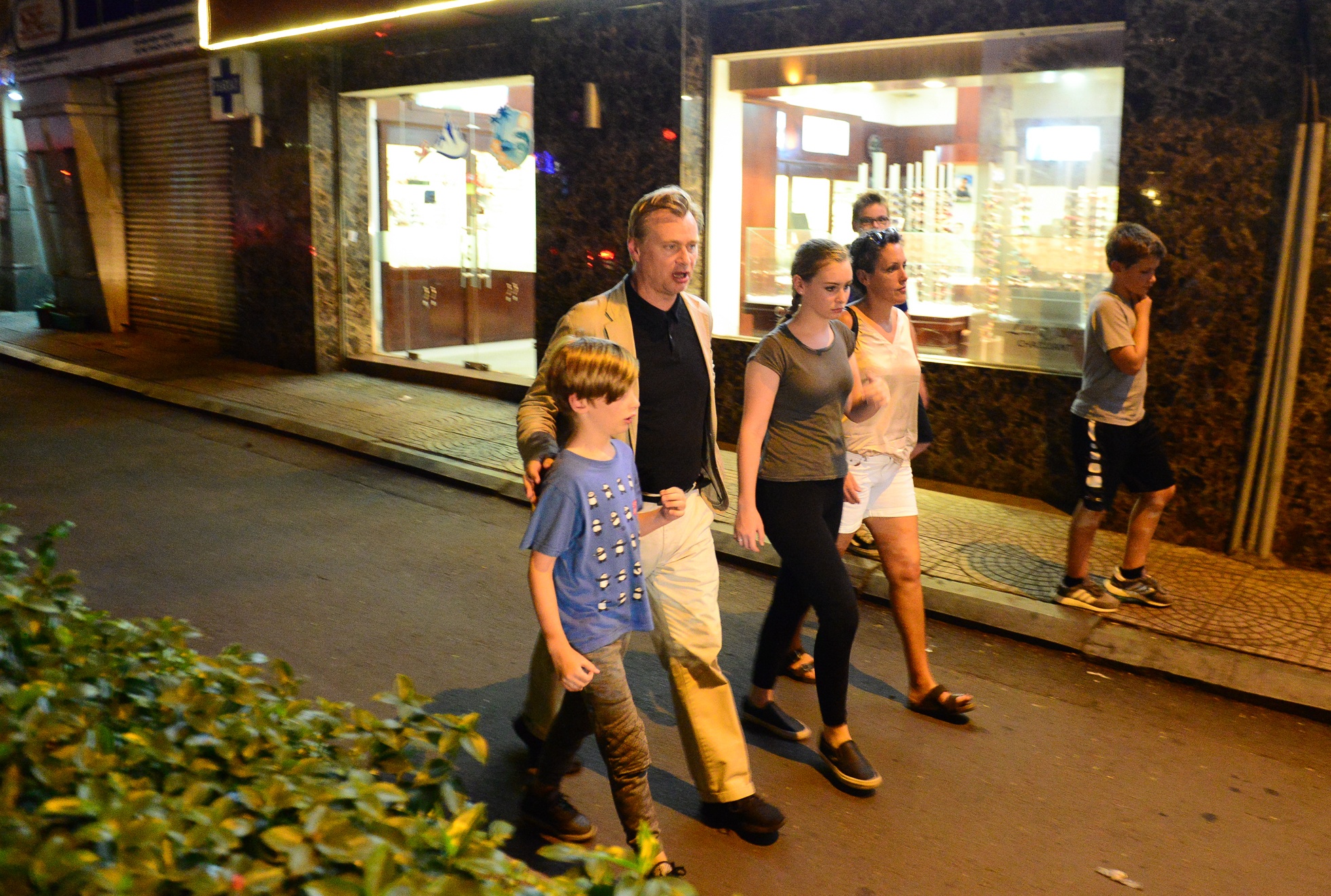 Dao dien Nolan den TP.HCM anh 2