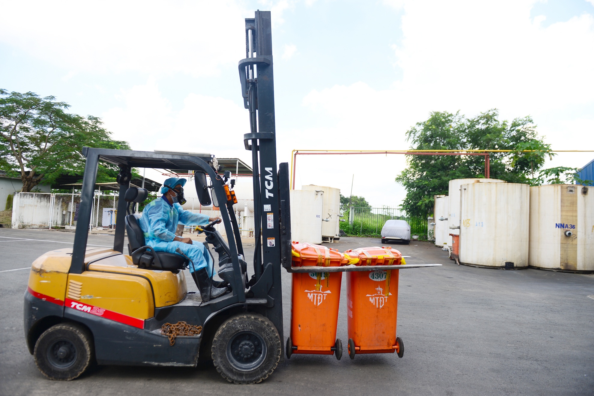 Heo bi tiem thuoc an than anh 7