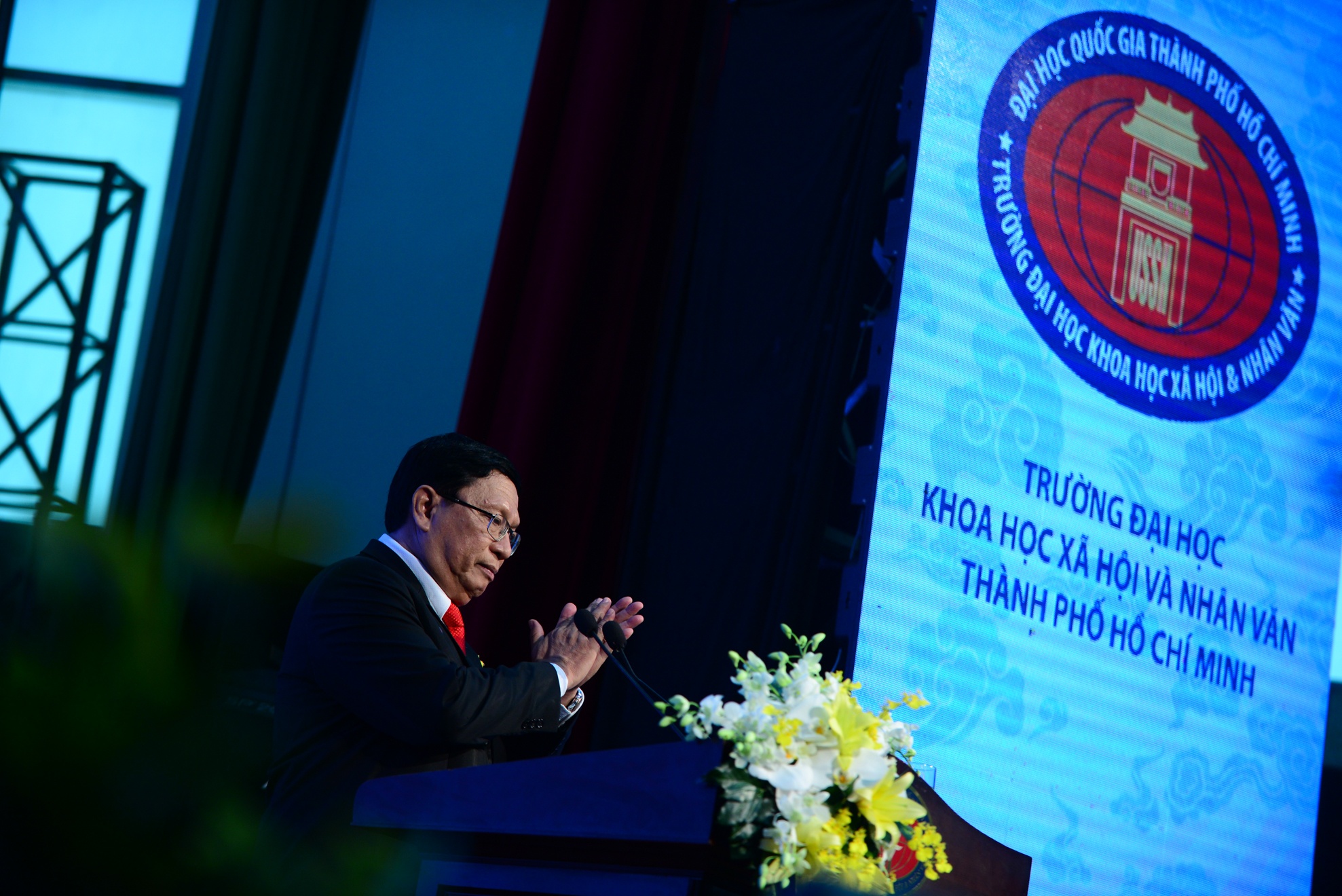 Ngay nha giao 20/11 anh 3