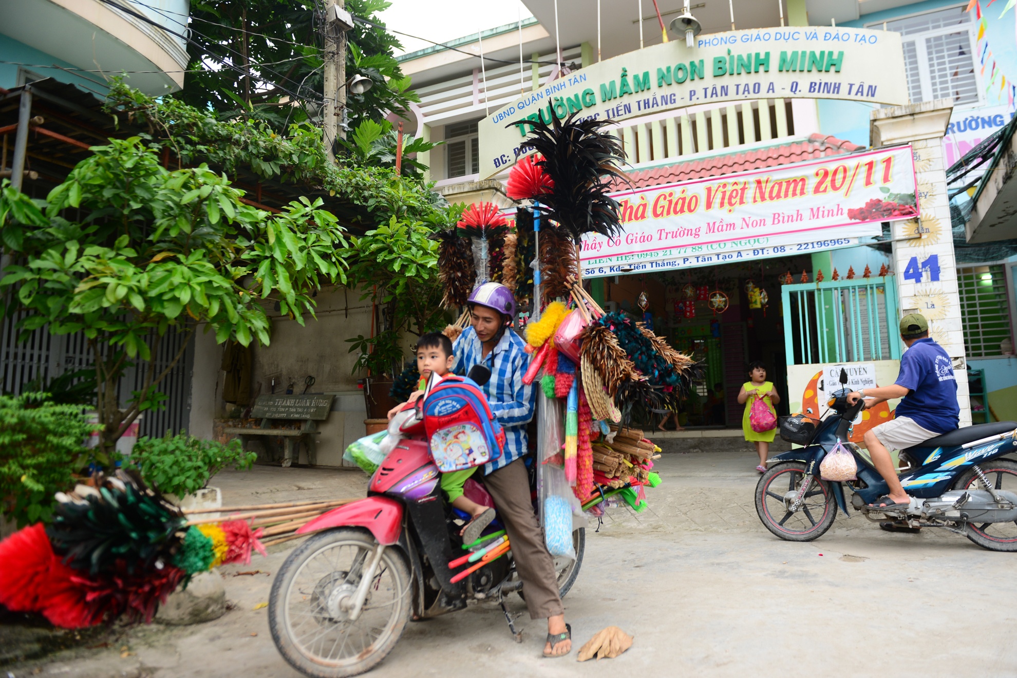 bao hanh tre em anh 9