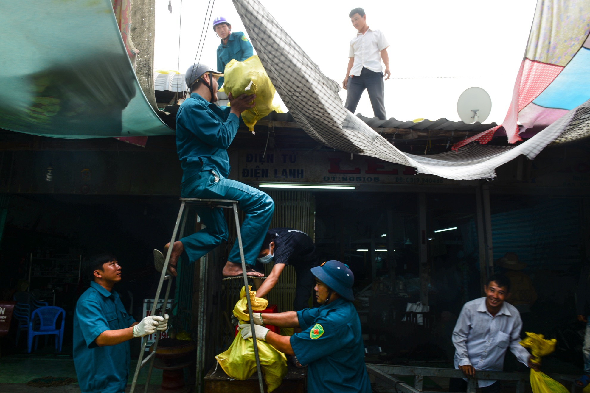 Bao so 16 Tembin anh 8