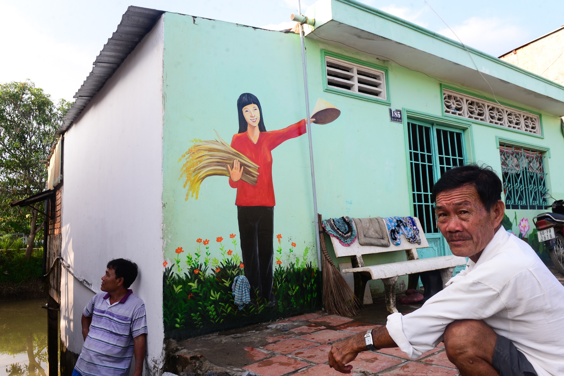 lang bich hoa dong thap anh 11