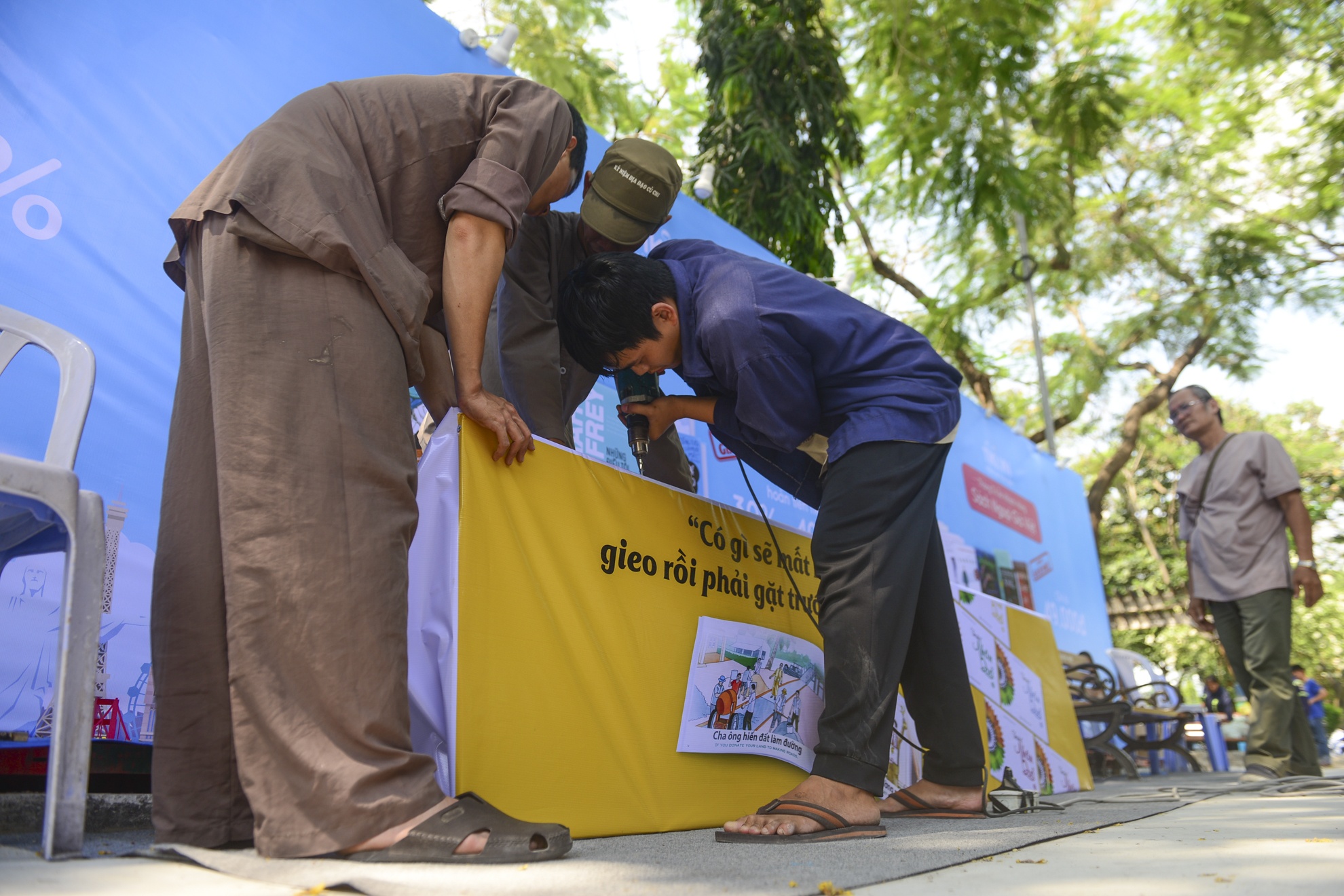 Hoi sach TP.HCM lan X anh 13