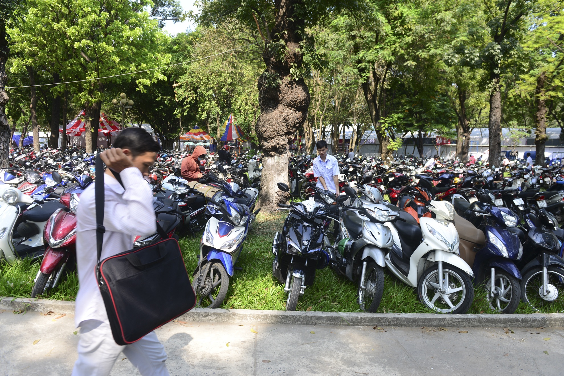 Hoi sach TP.HCM lan X anh 16