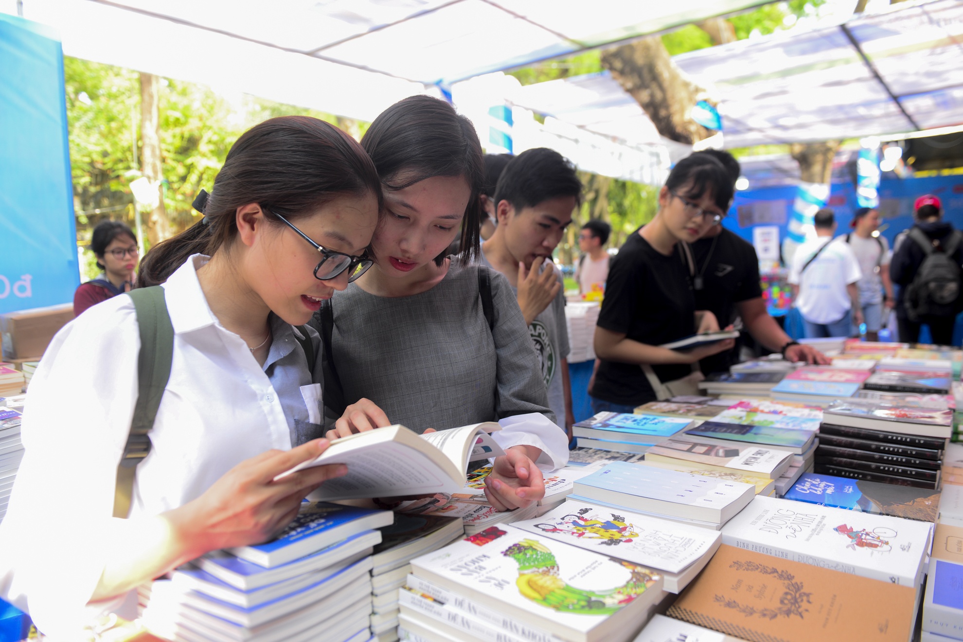 Hoi sach TP.HCM lan X anh 3