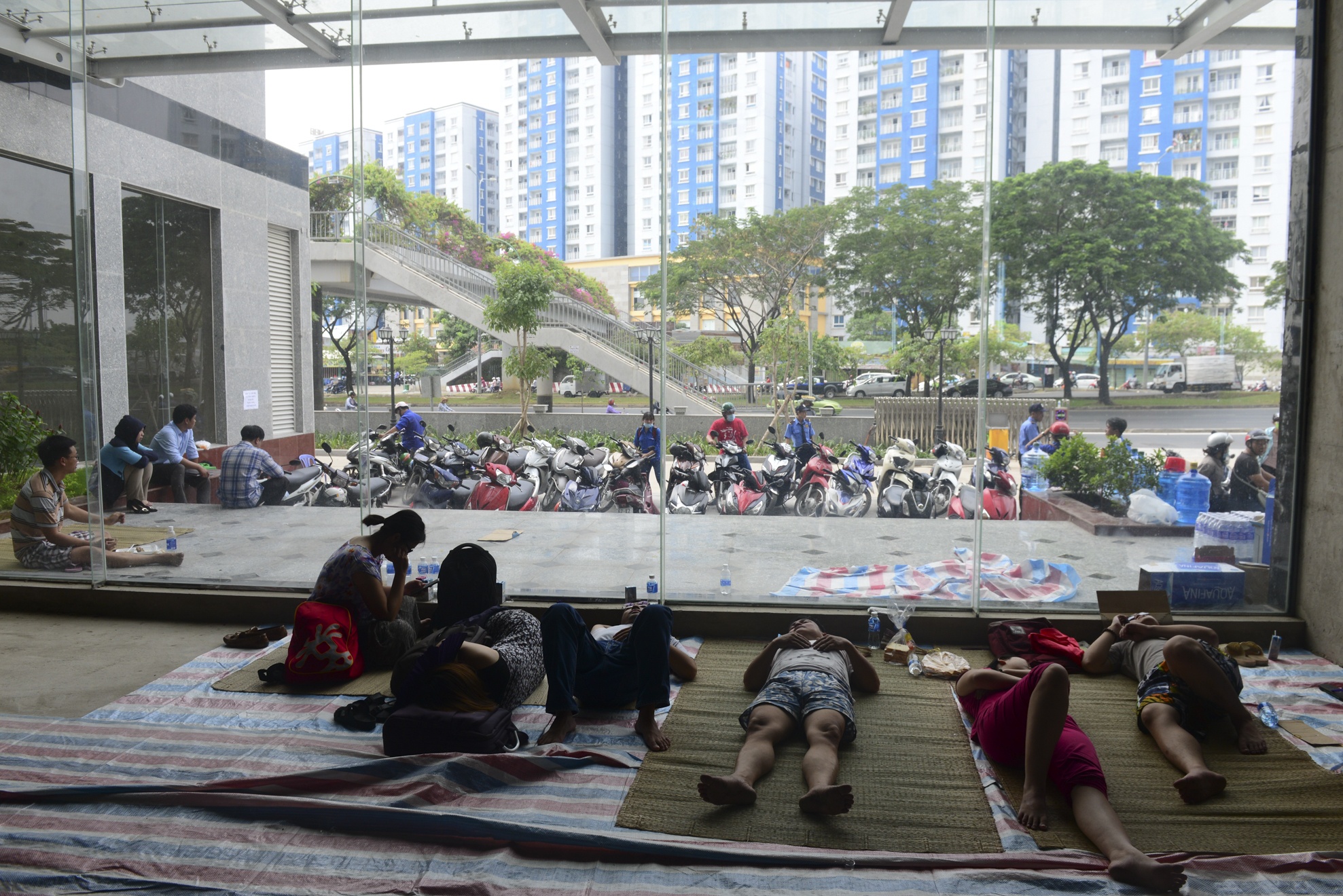 Chay chung cu Carina Plaza anh 4