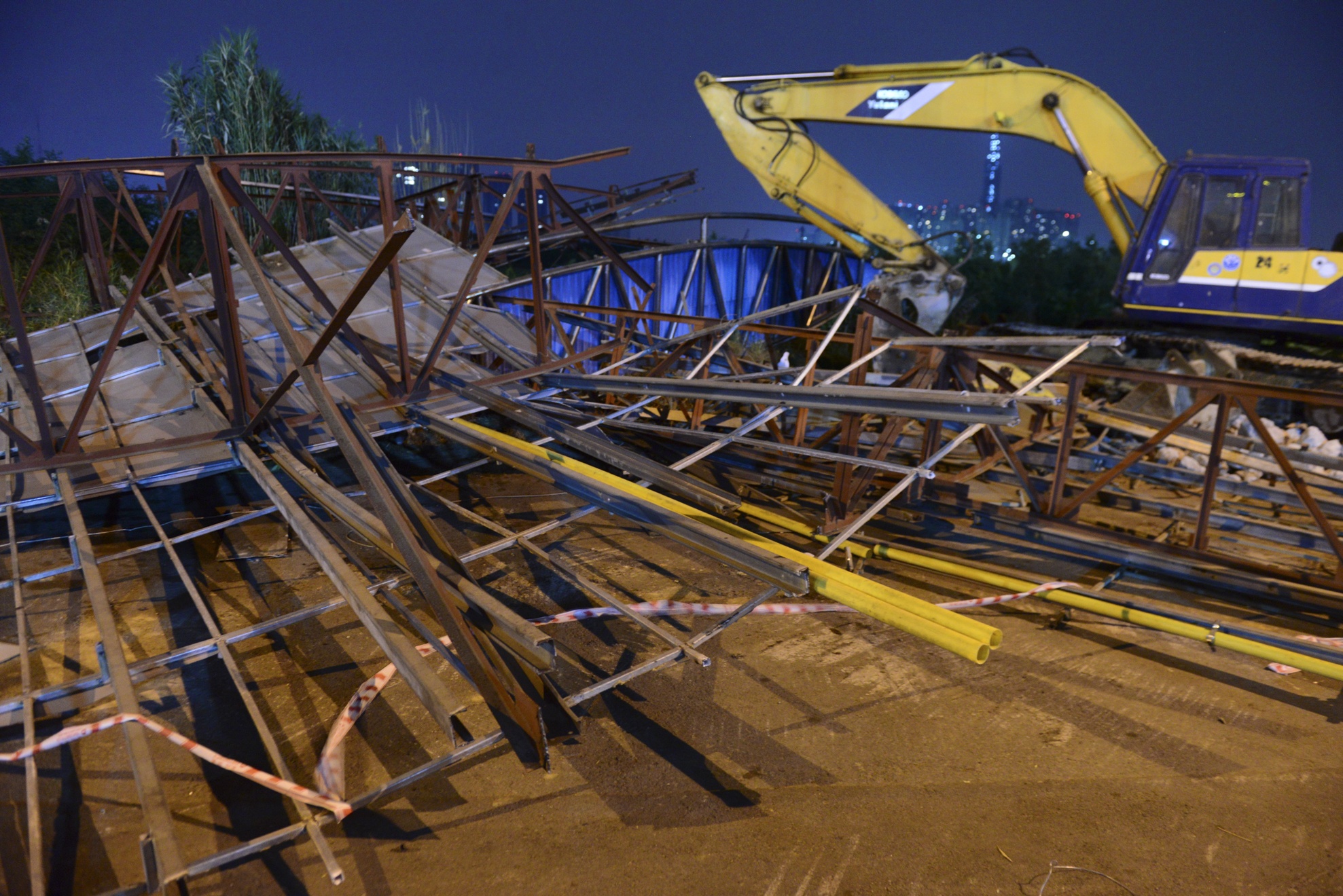 Tháo dỡ trạm thu phí thủ thiêm ảnh 12 Thao do tram thu phi thu thiem anh 12