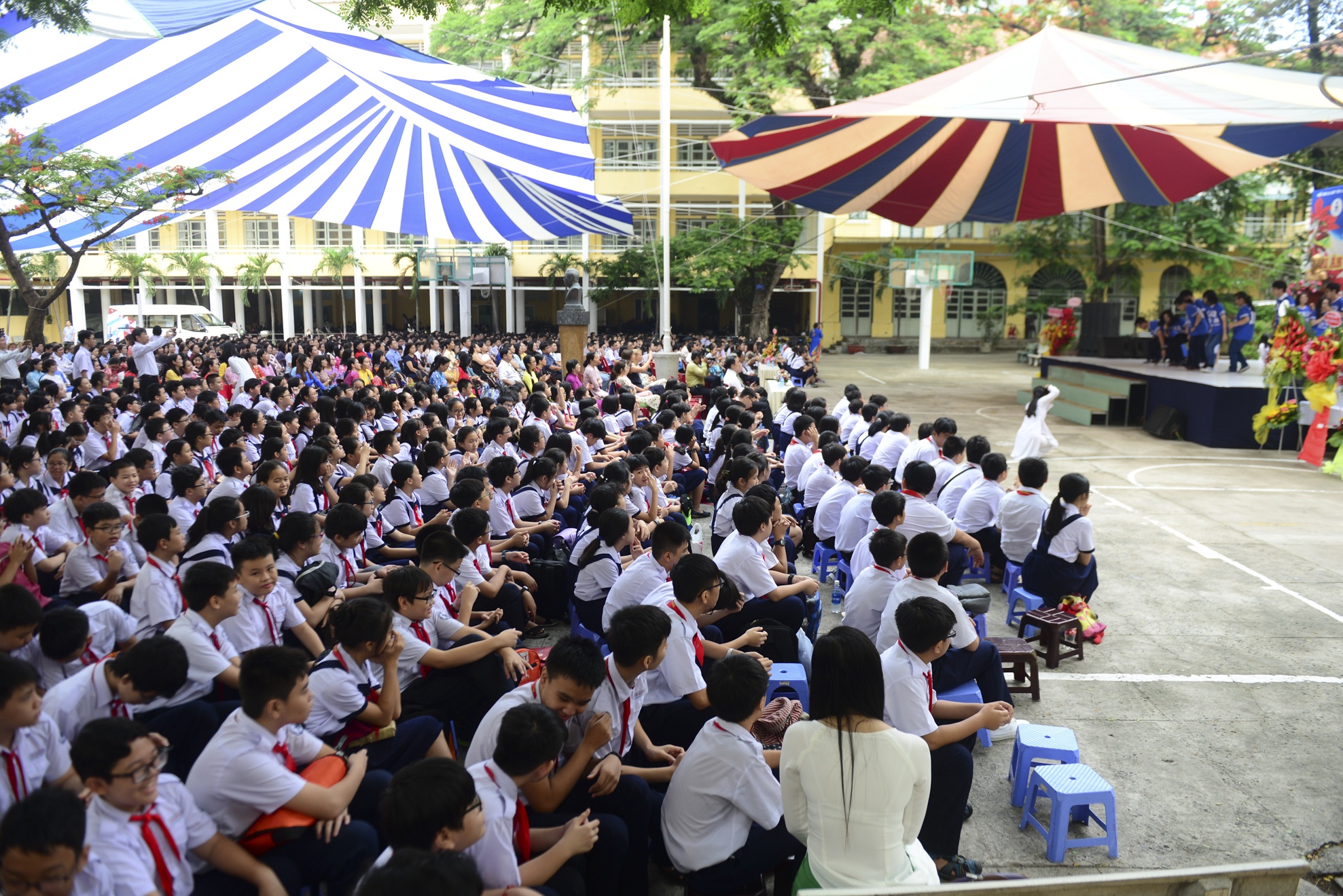 Le truong thanh truong THPT Tran Dai Nghia anh 13