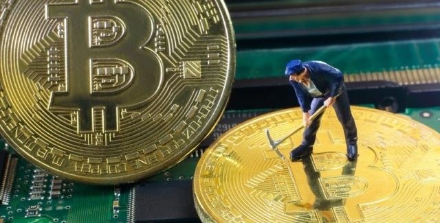 4 cach de kiem tien Bitcoin hinh anh