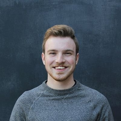 guong mat tre noi bat anh 11