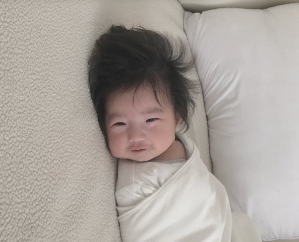 cau be mat troi anh 8