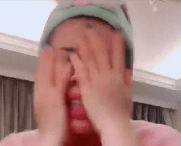 Trao luu ‘vo mat hoi xuan’ thu hut cong dong mang hinh anh