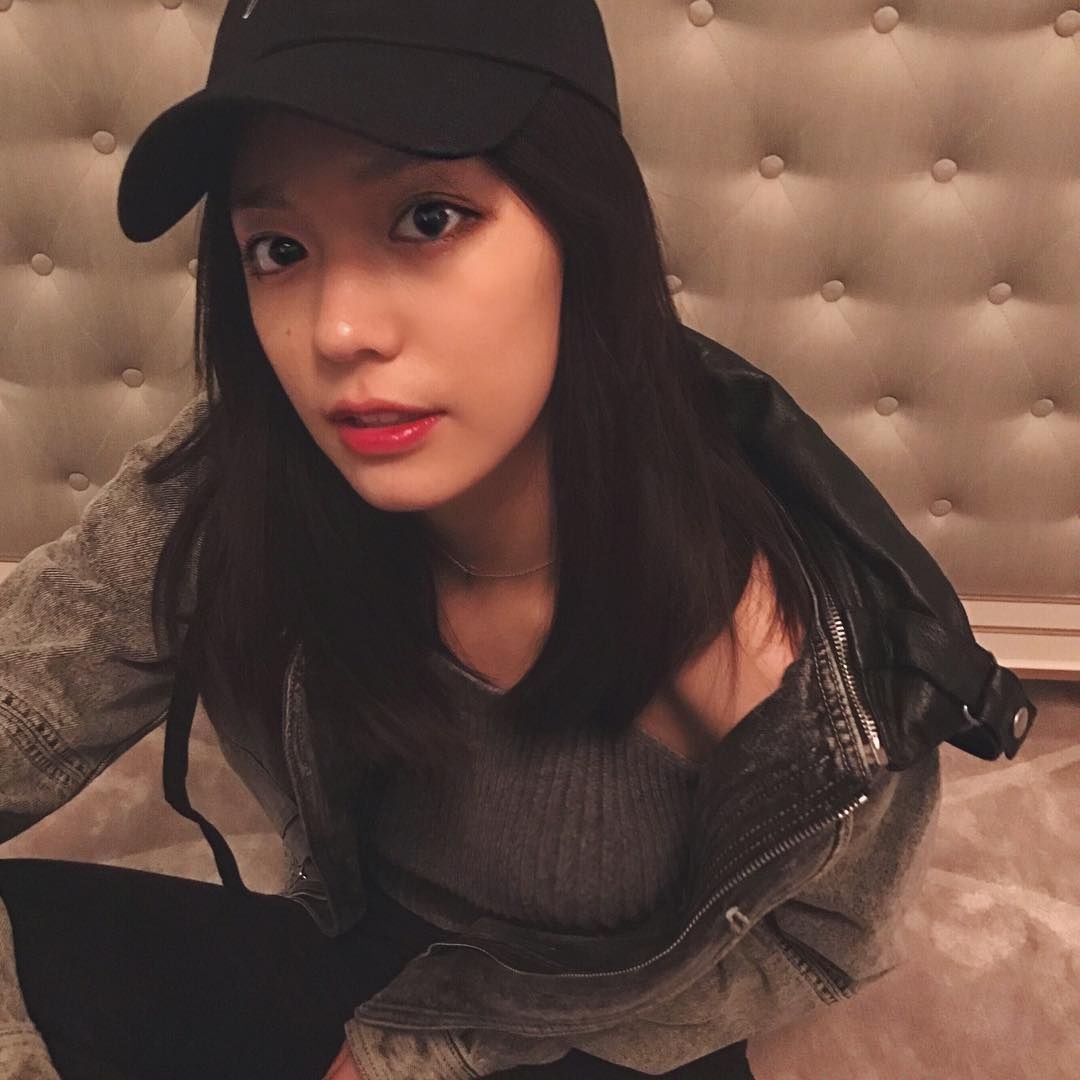 ai nu nha ty phu anh 2