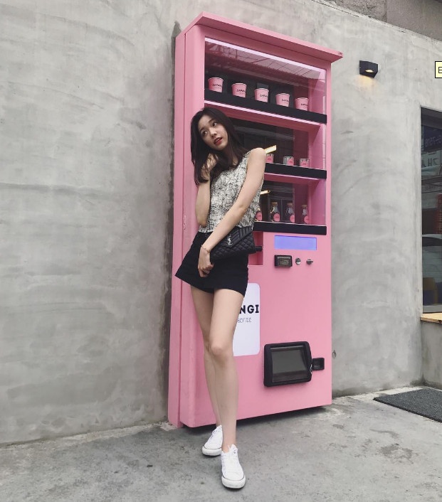 ai nu nha ty phu anh 4