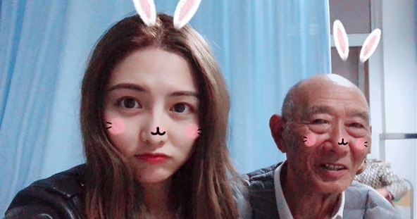 co gai chup anh cuoi voi ong noi anh 3