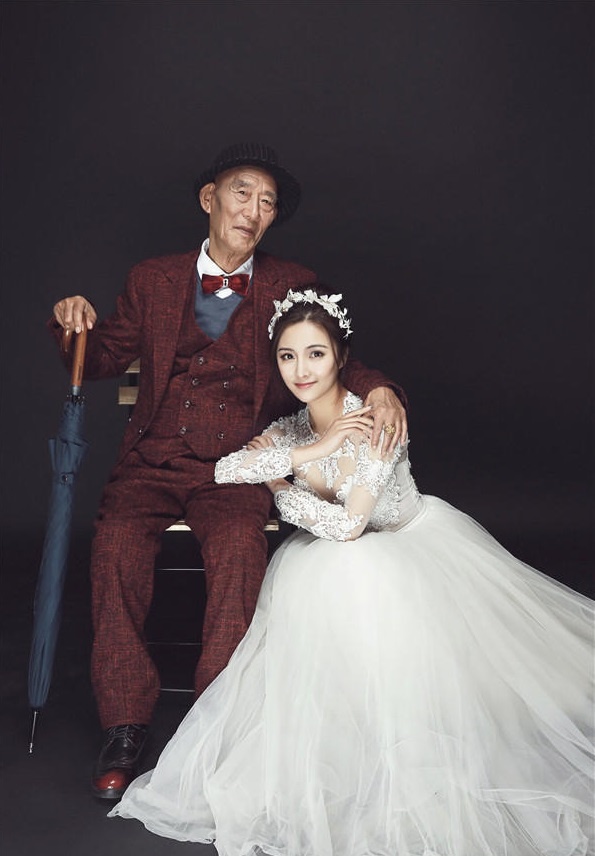 co gai chup anh cuoi voi ong noi anh 4