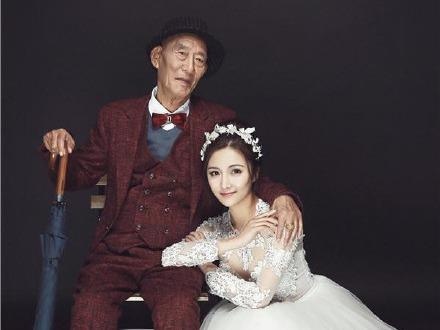 Co gai chup anh cuoi cung ong noi va ly do xuc dong phia sau hinh anh