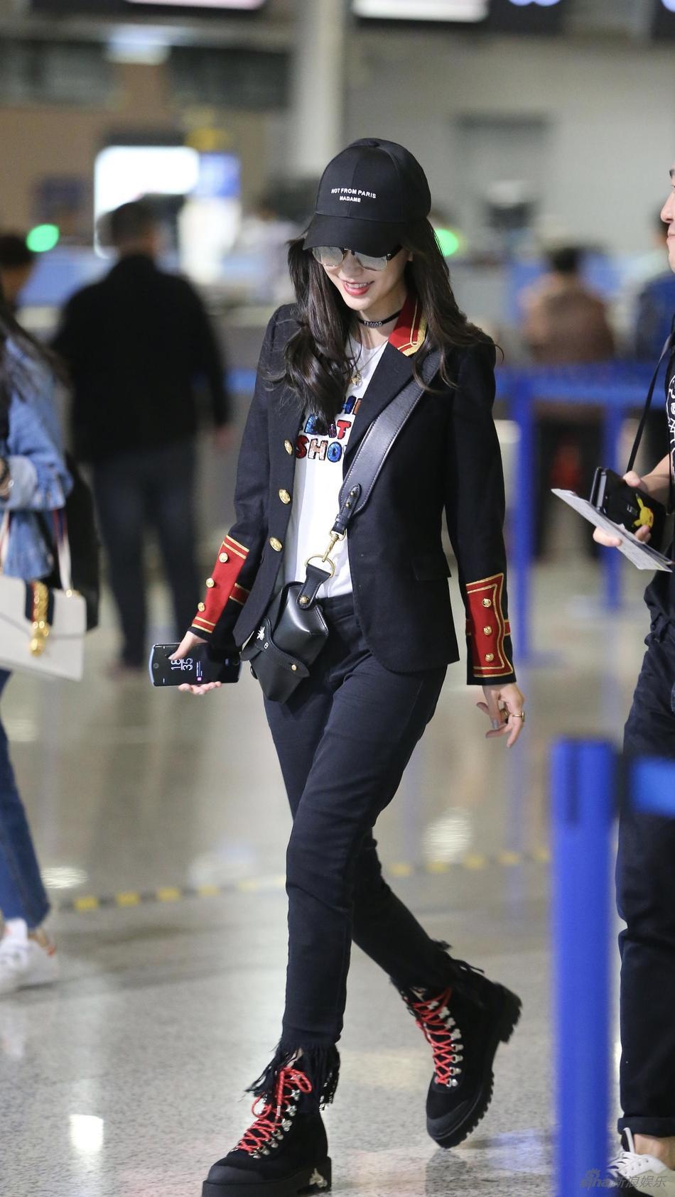 thoi trang san bay anh 12