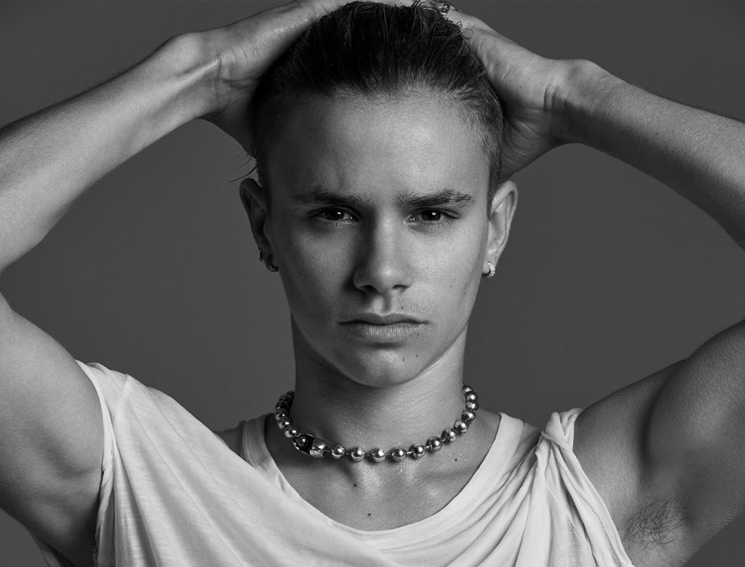 Romeo Beckham lieu co co hoi tro thanh nguoi mau noi tieng? hinh anh